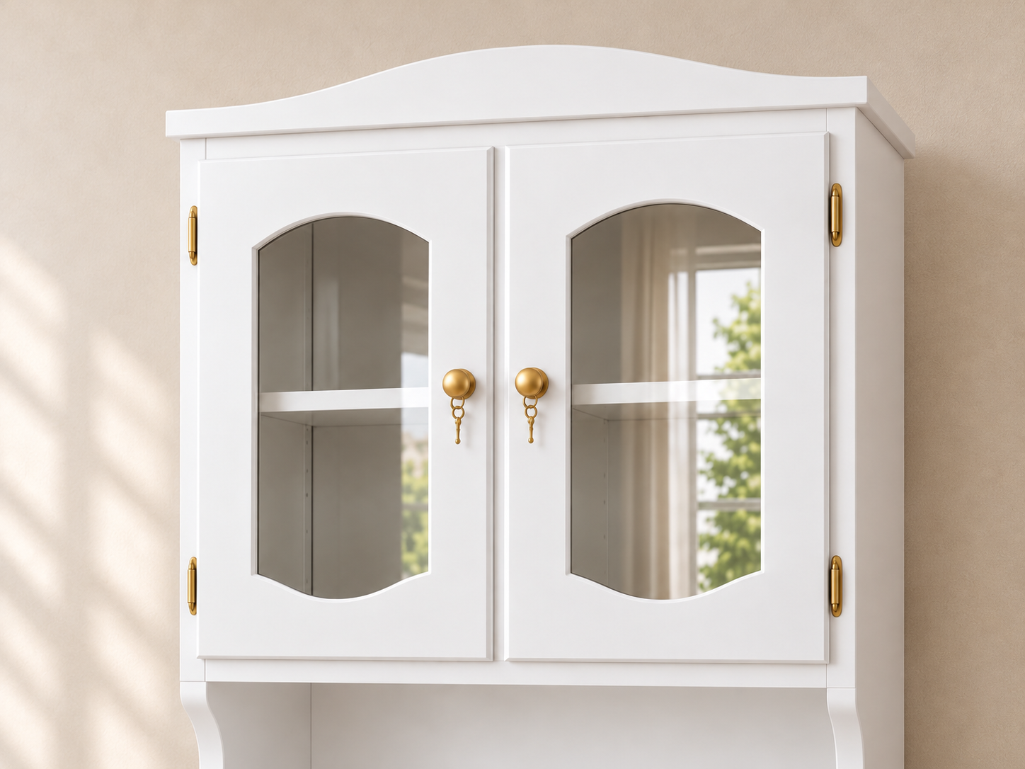Vitrina curva con llaves doradas-3.png