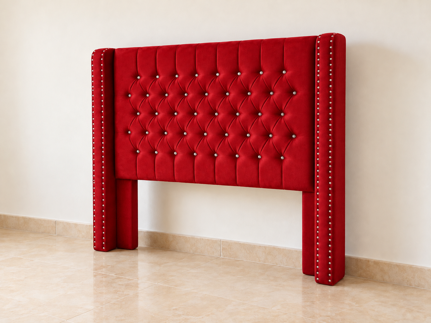 Cabecero Rojo Tuftado en Habitación Minimalista.png