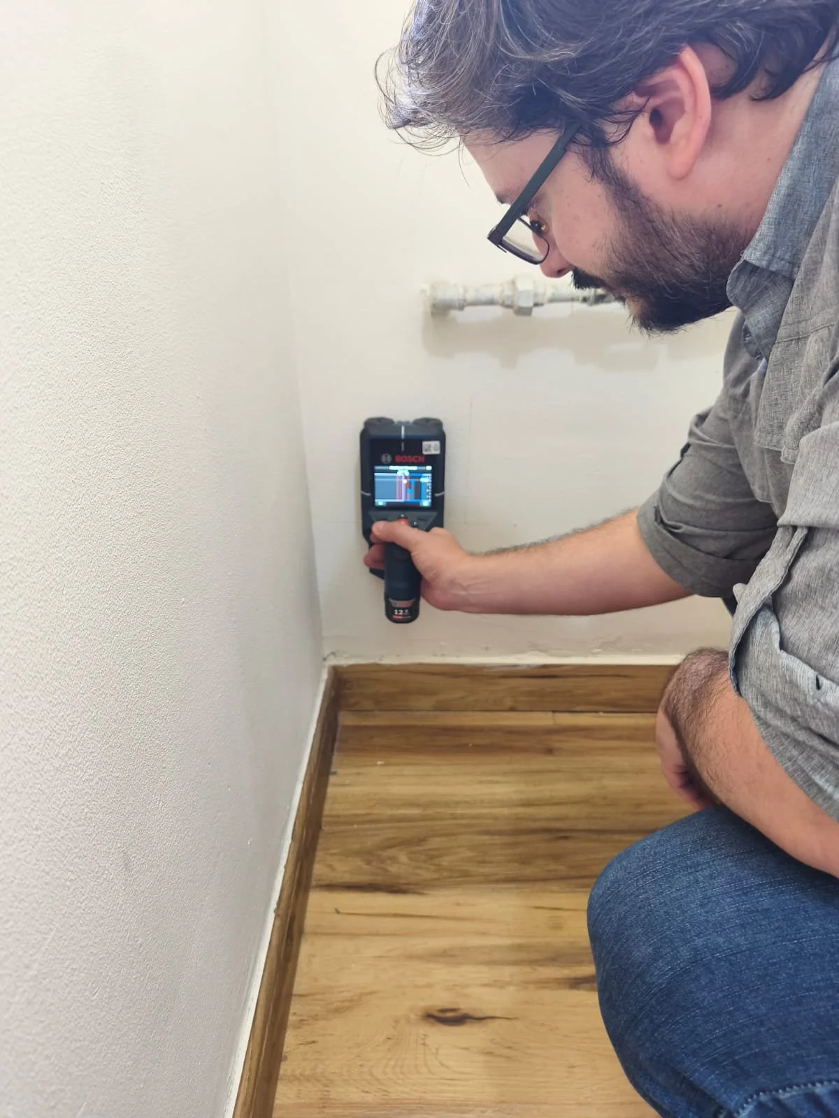 Escáner para detección en estructuras de hormigón reforzado