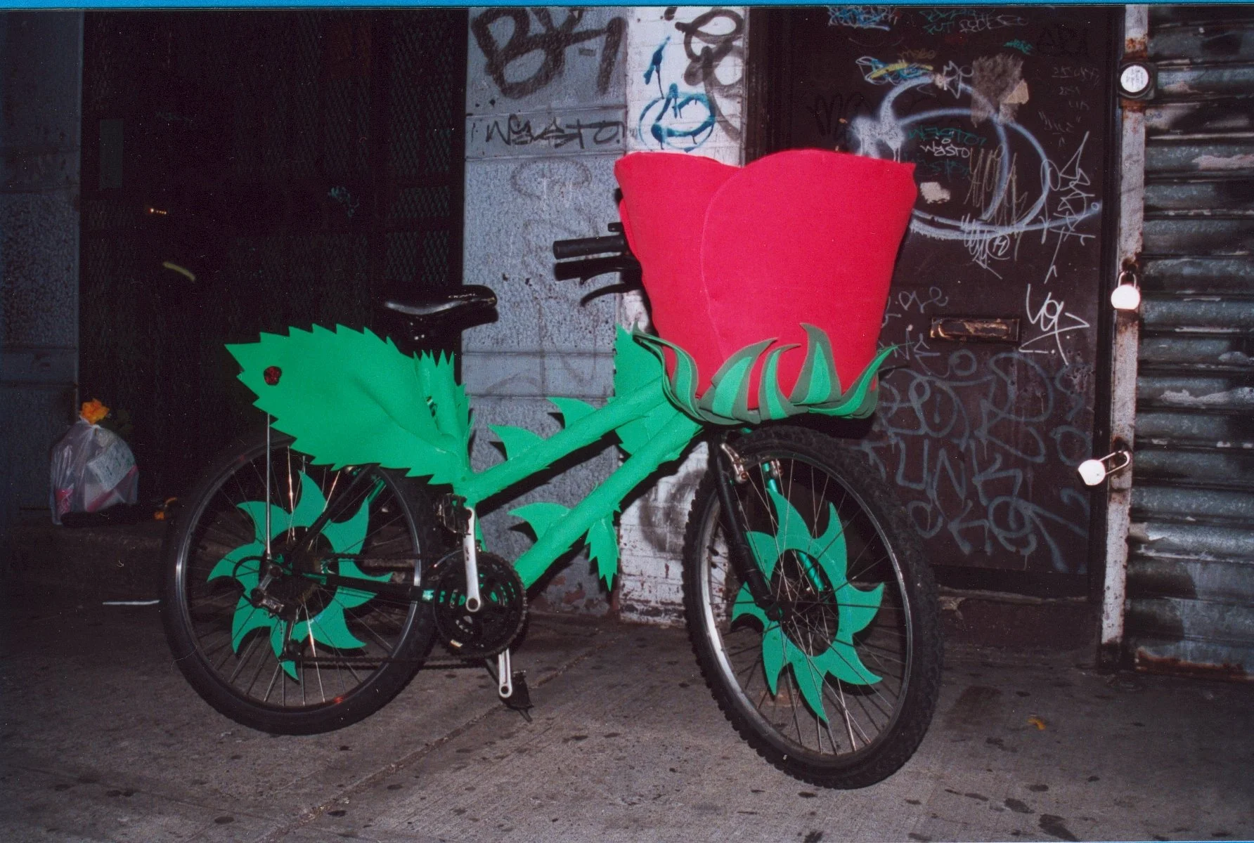 mutant-art-bike-rose-bike.jpg
