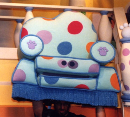 blues-room-silly-seat-chair-puppet.jpg
