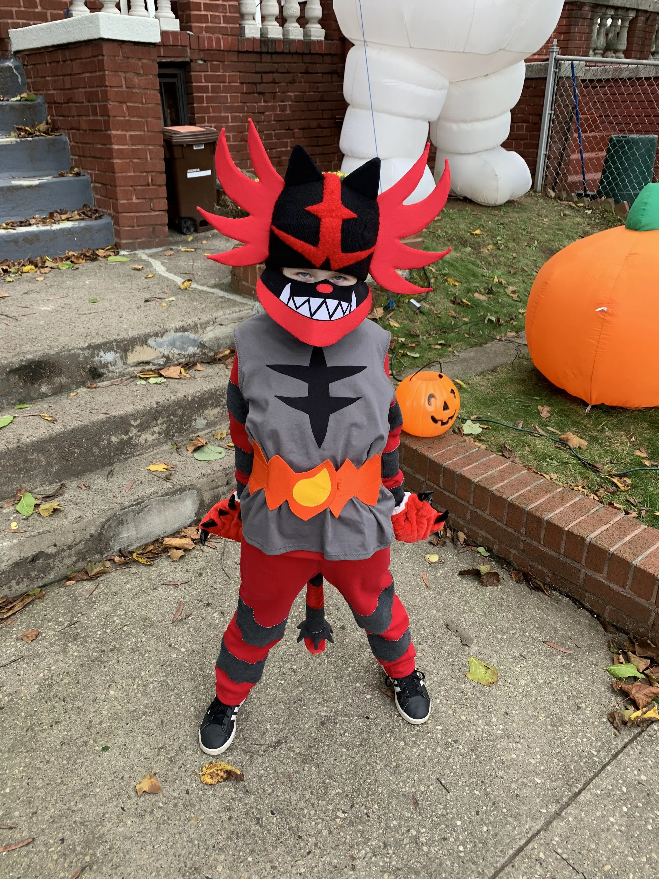 fancy-dress-cosplay-pokemom-incineroar-kid-costume-monty-ozar.jpg