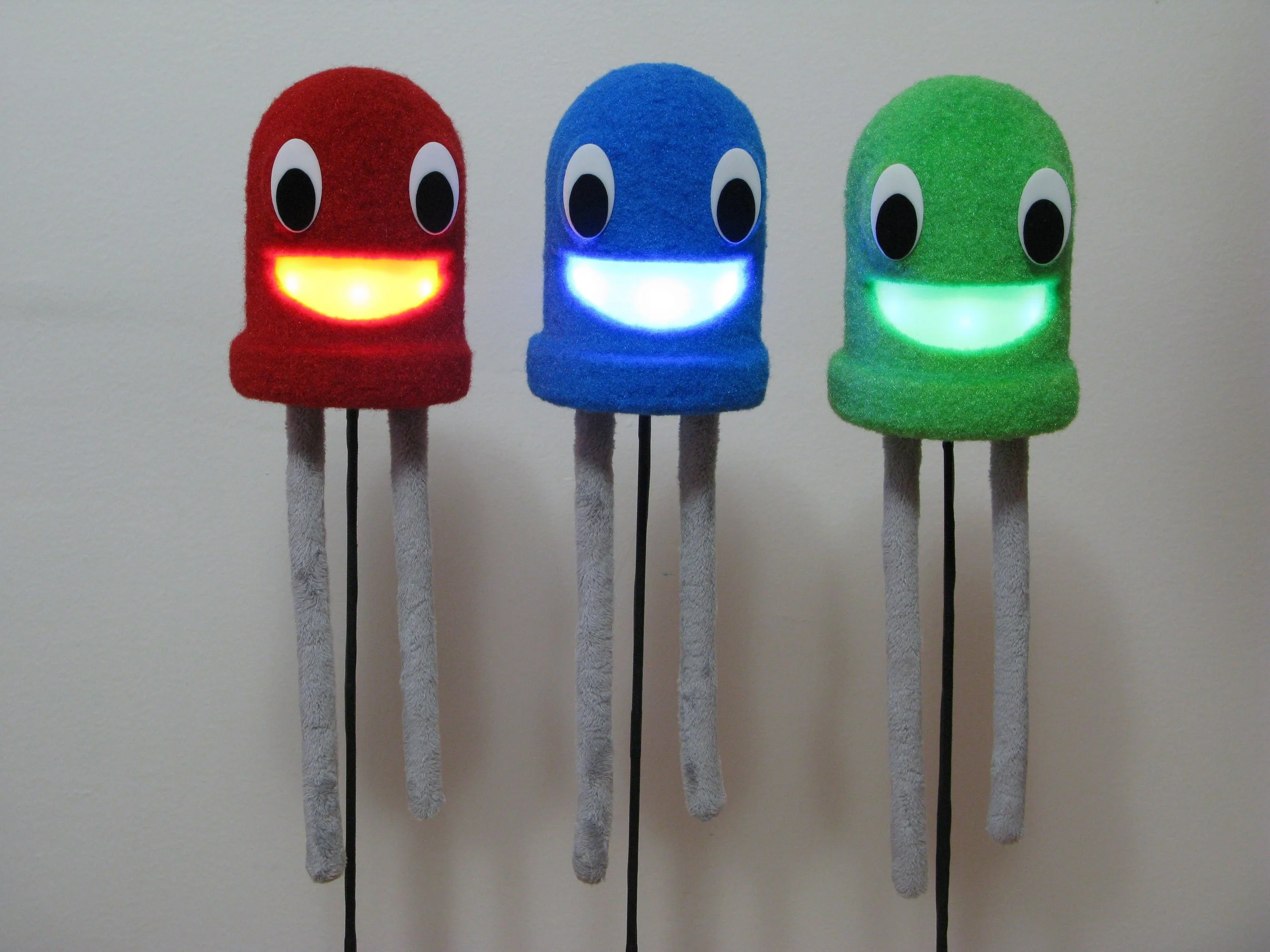adafruit-circuit-playground-led-puppets.jpg