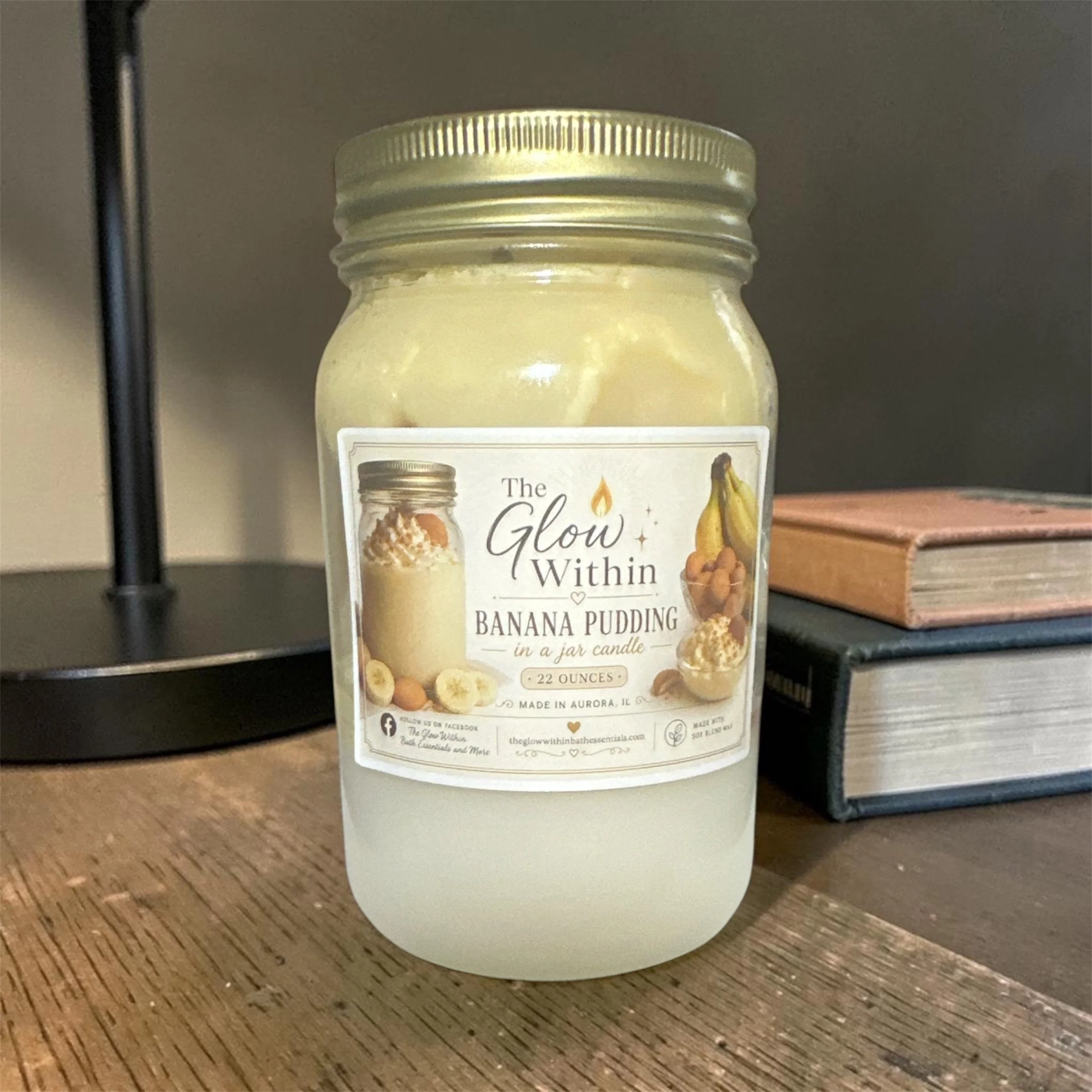 Banana pudding in a jar candle