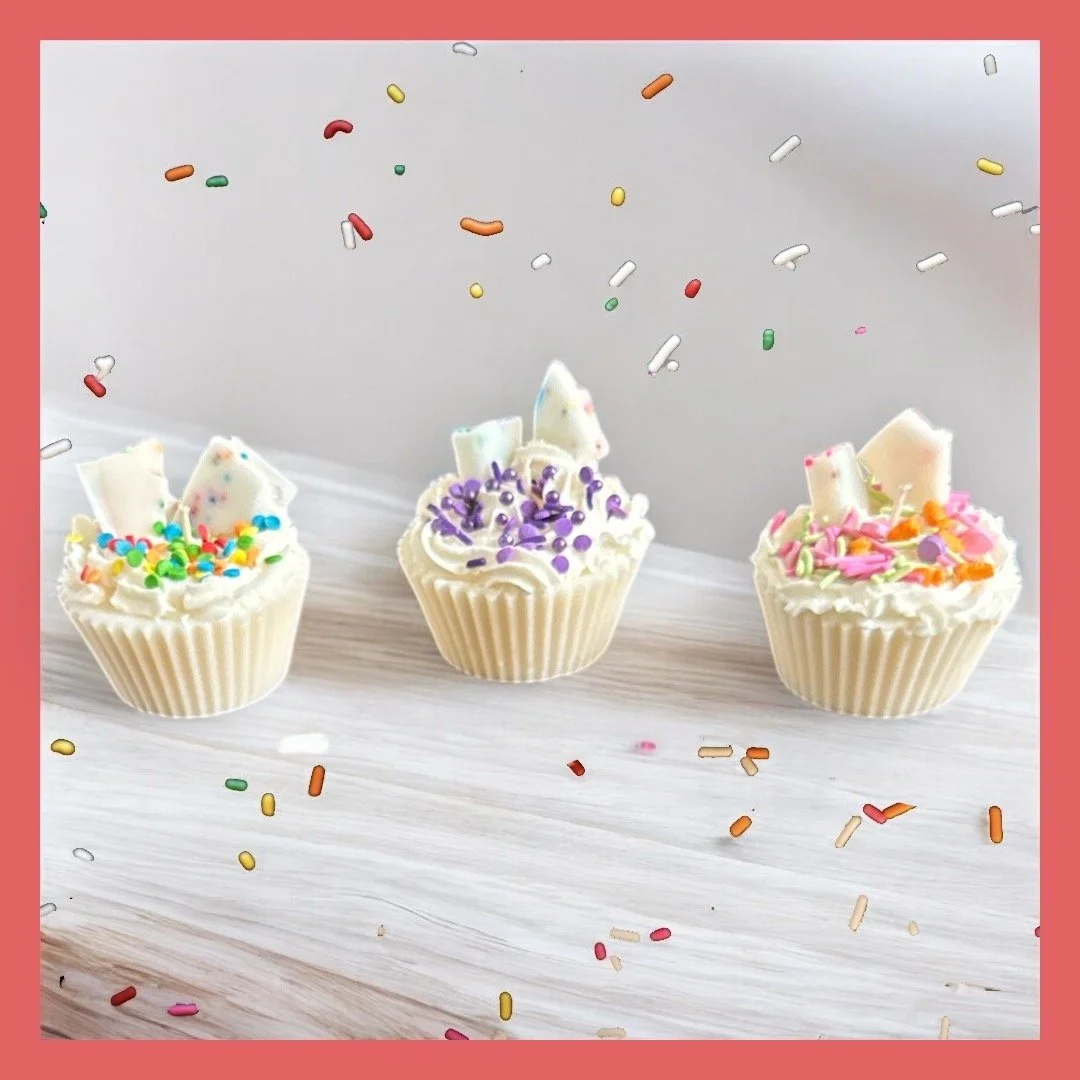 Birthday cake cupcake candle