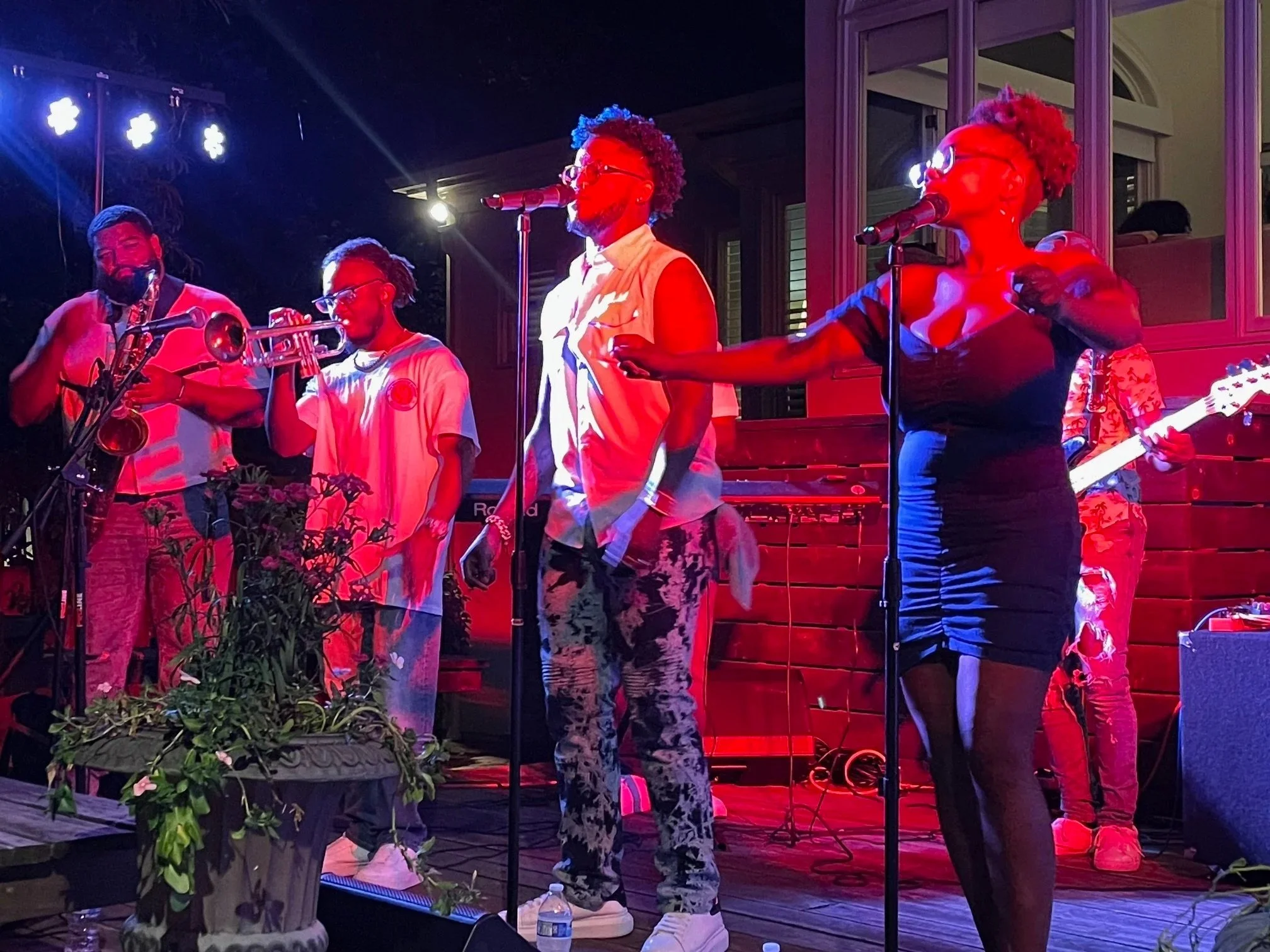 WC2D Entertainment performing live with full band and vocalists