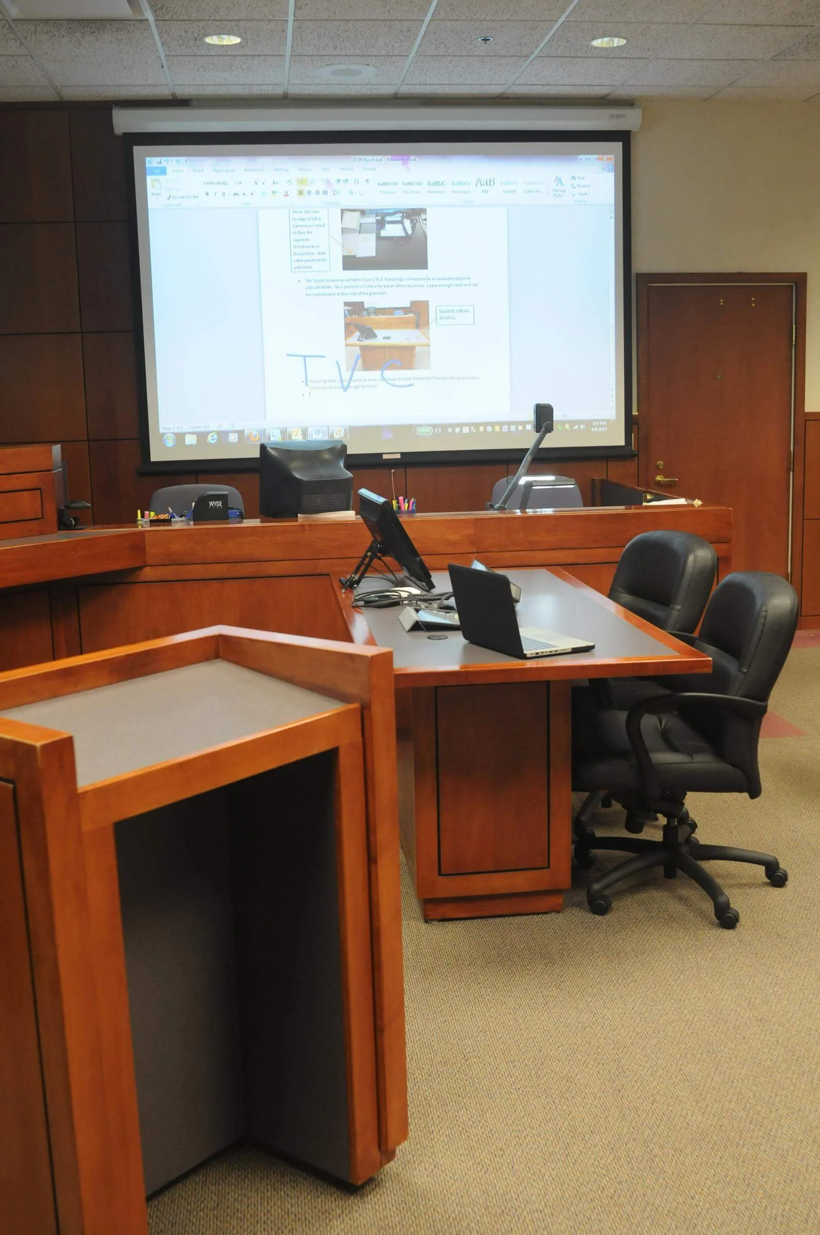 Courtroom-038.jpg