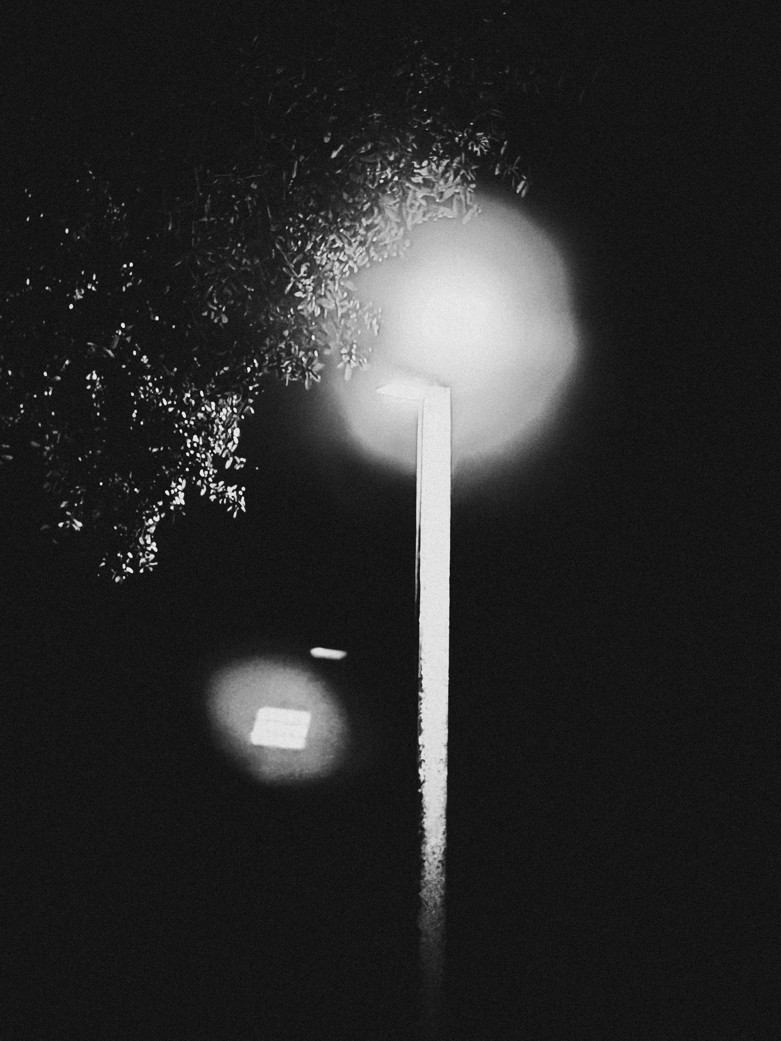 PLACES THAT SAW YOU

In the quiet distance, between light and
darkness, presence passes without asking to be held.

This space does not keep, nor does it claim —
it simply witnesses.

A figure once stood within its reach,
not only leaving behind an i