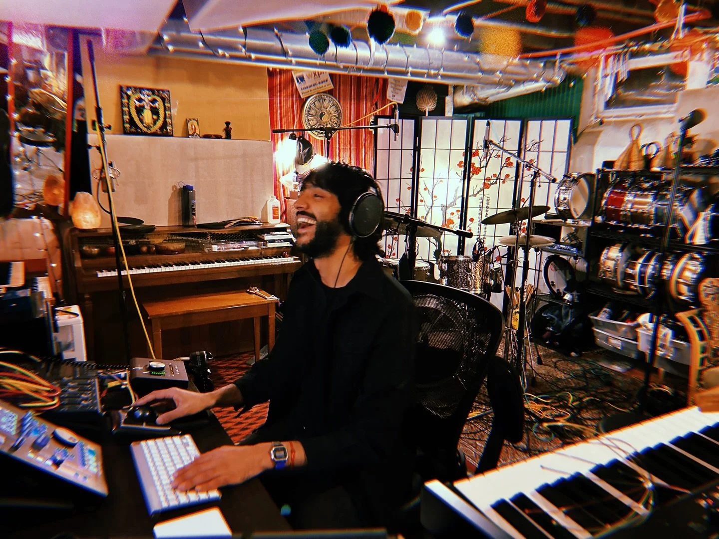 The many moods of a mix as captured by @freshbasilmusic || listen to @itsautomaticlove ✌🏽&hearts;️🤘🏽