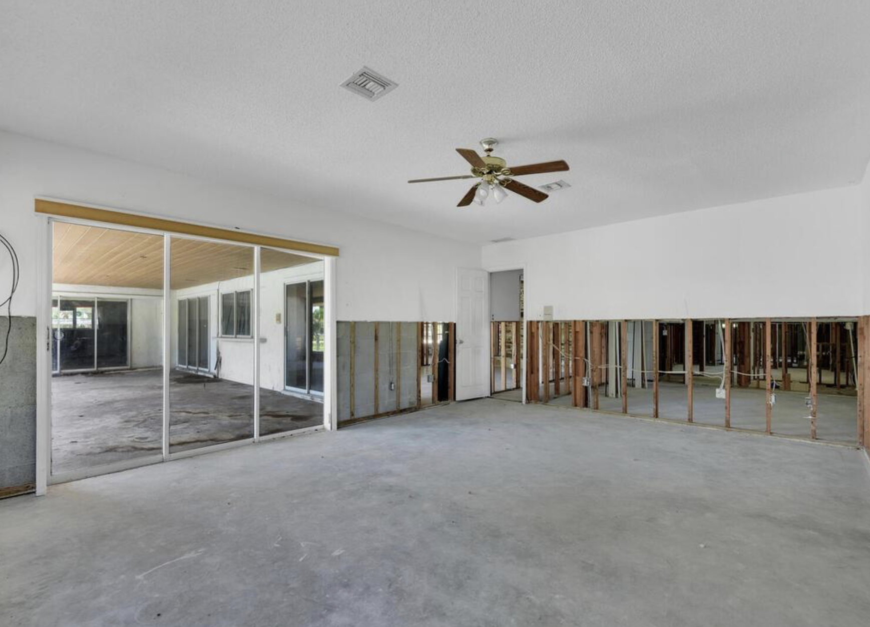 Primary Bed 2 - Before.png