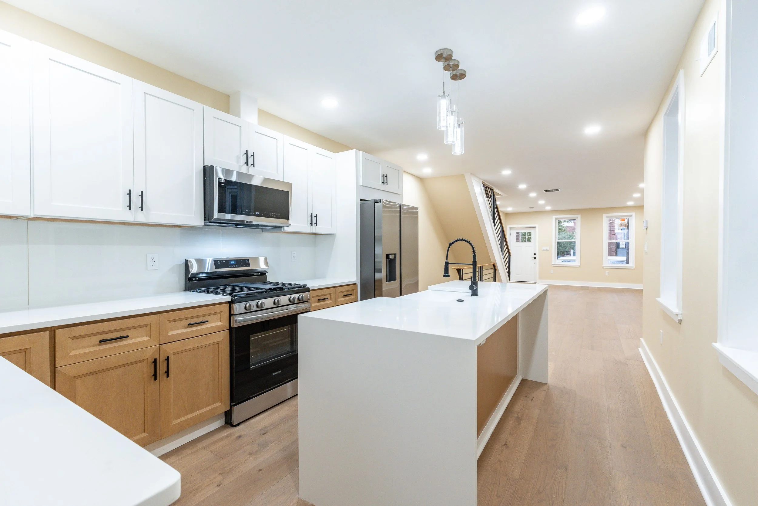 3354-EDGEMONT-ST-PHOTOGRAPHY-09-29-2025-©-A1RMEDIA-09389 (1).jpg