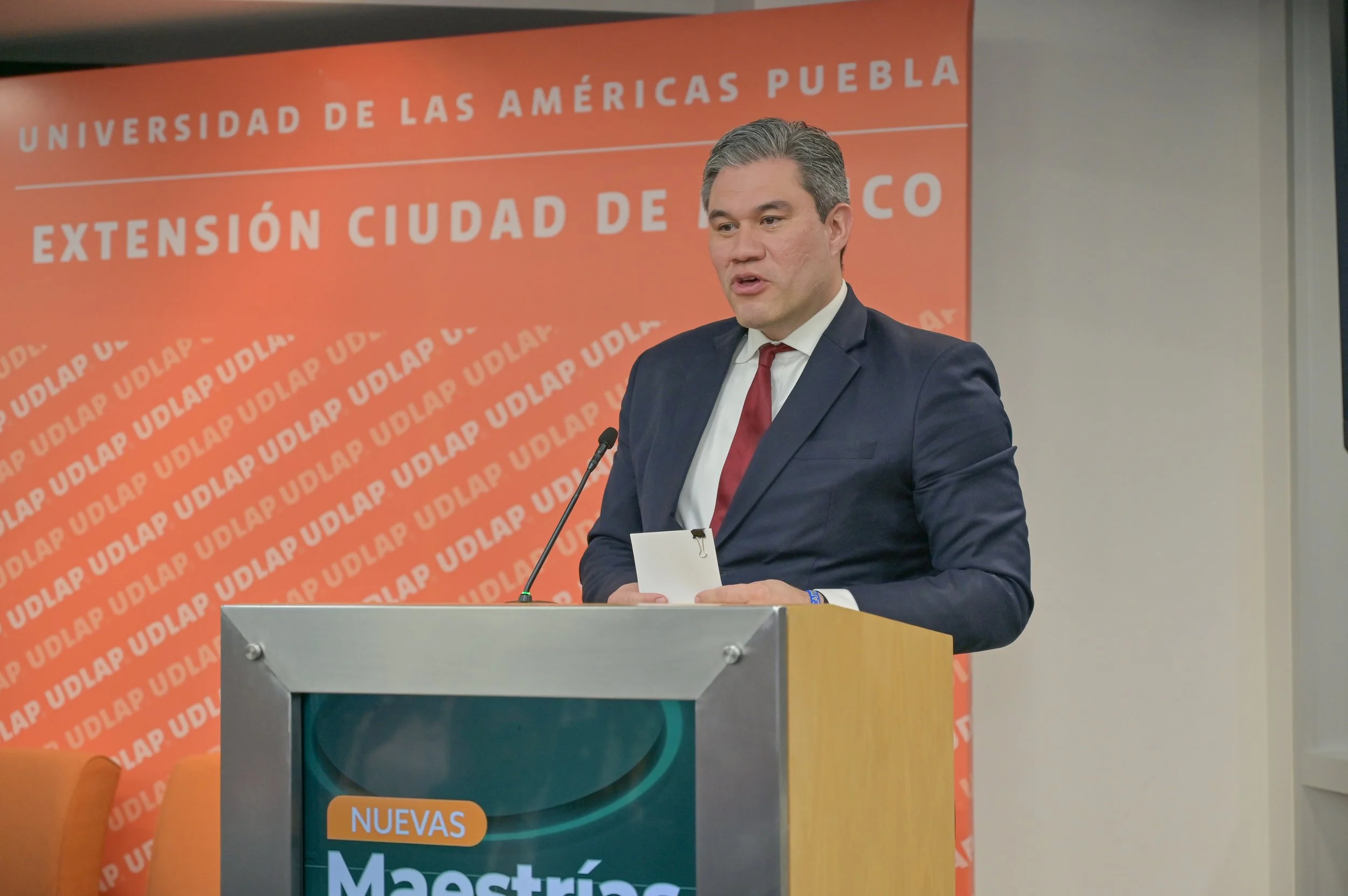 HHH_2174 12.21.09 a.m..jpg