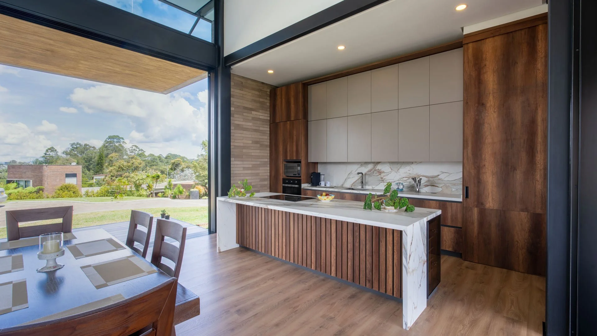 Casa Toscana-Mesón y salpicadero-Gramarston® Calacatta Macchia Vecchia-03.jpg