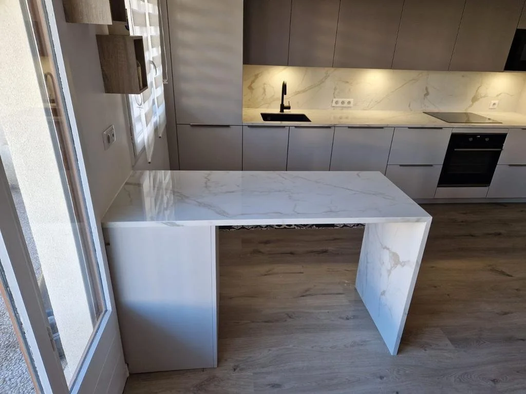 kitchen Paris 2 (2).jpg