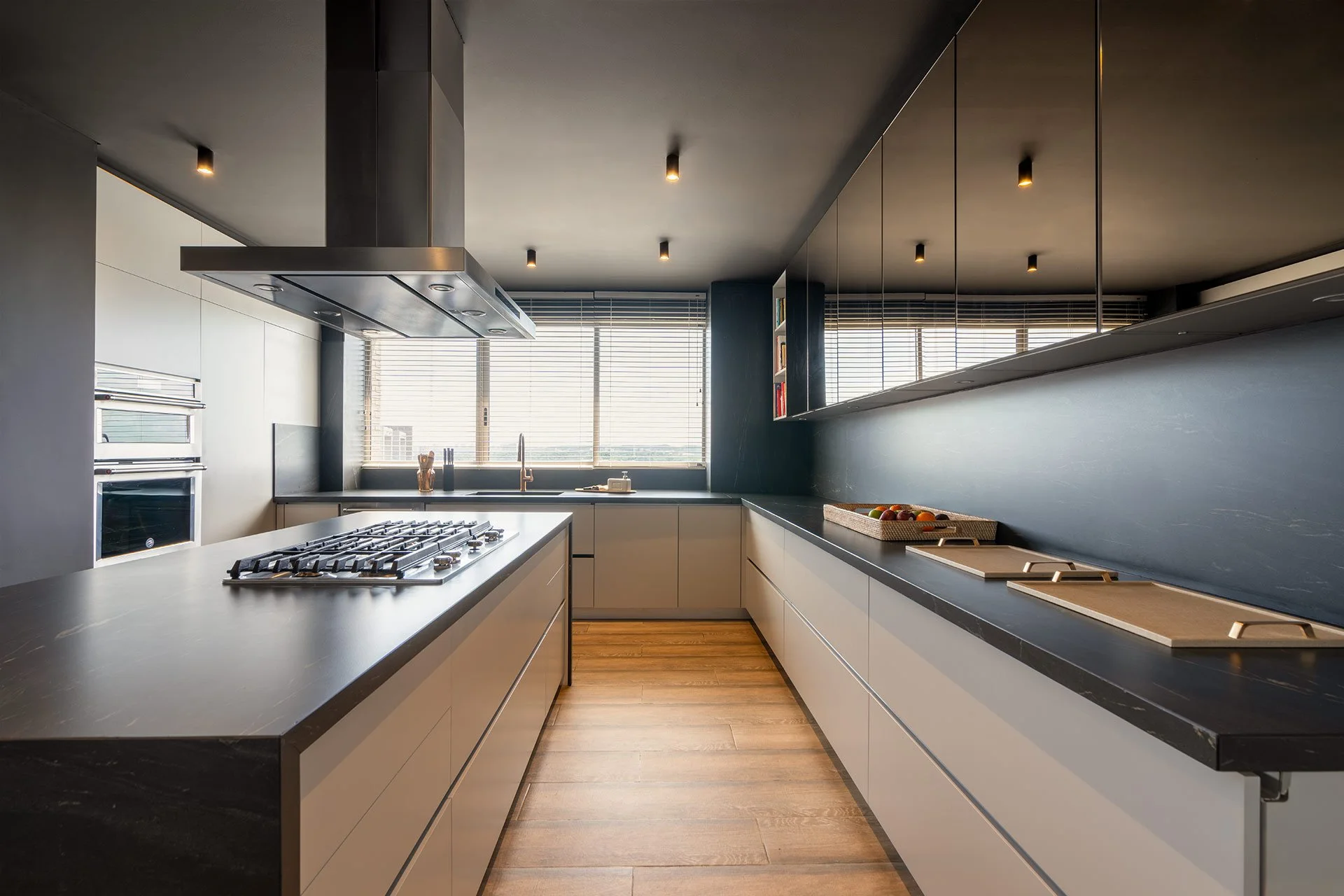 Casa Caujaral-Lungomare-Mesón e isla-Gramarston® Belvedere Black-07-gramar.jpg