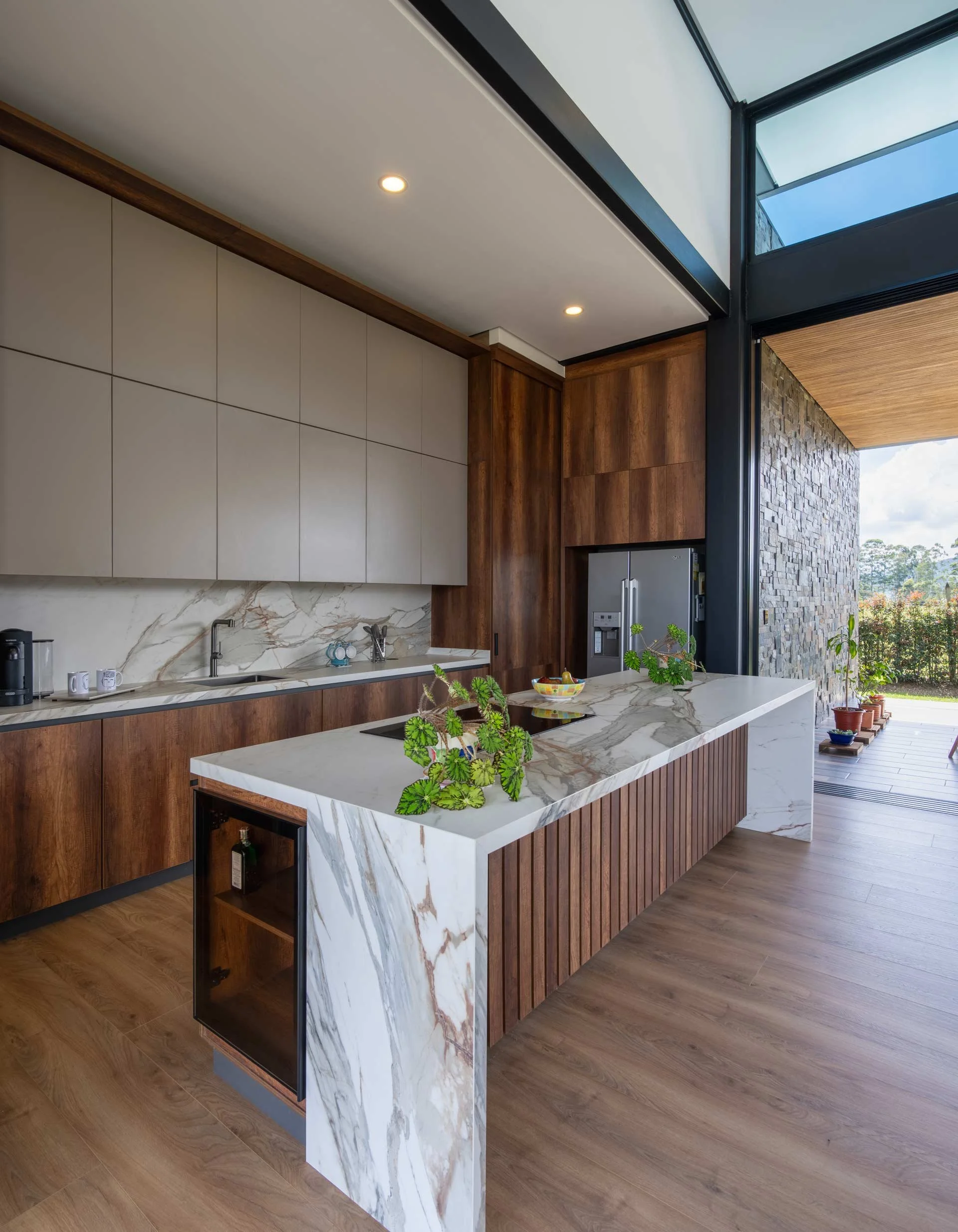 Casa Toscana-Mesón y salpicadero-Gramarston® Calacatta Macchia Vecchia-07.jpg