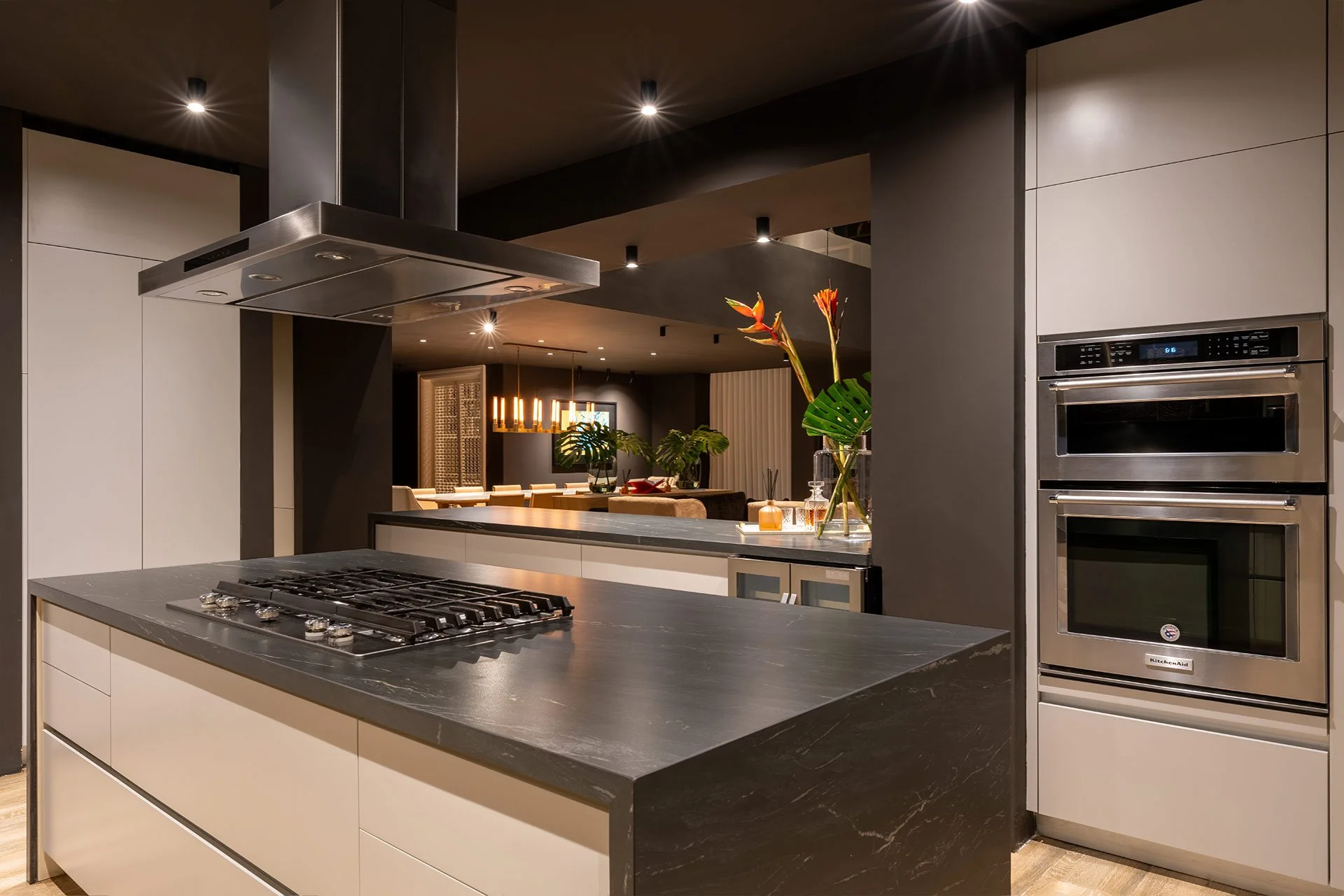 Casa Caujaral-Lungomare-Mesón e isla-Gramarston® Belvedere Black-16-gramar.jpg