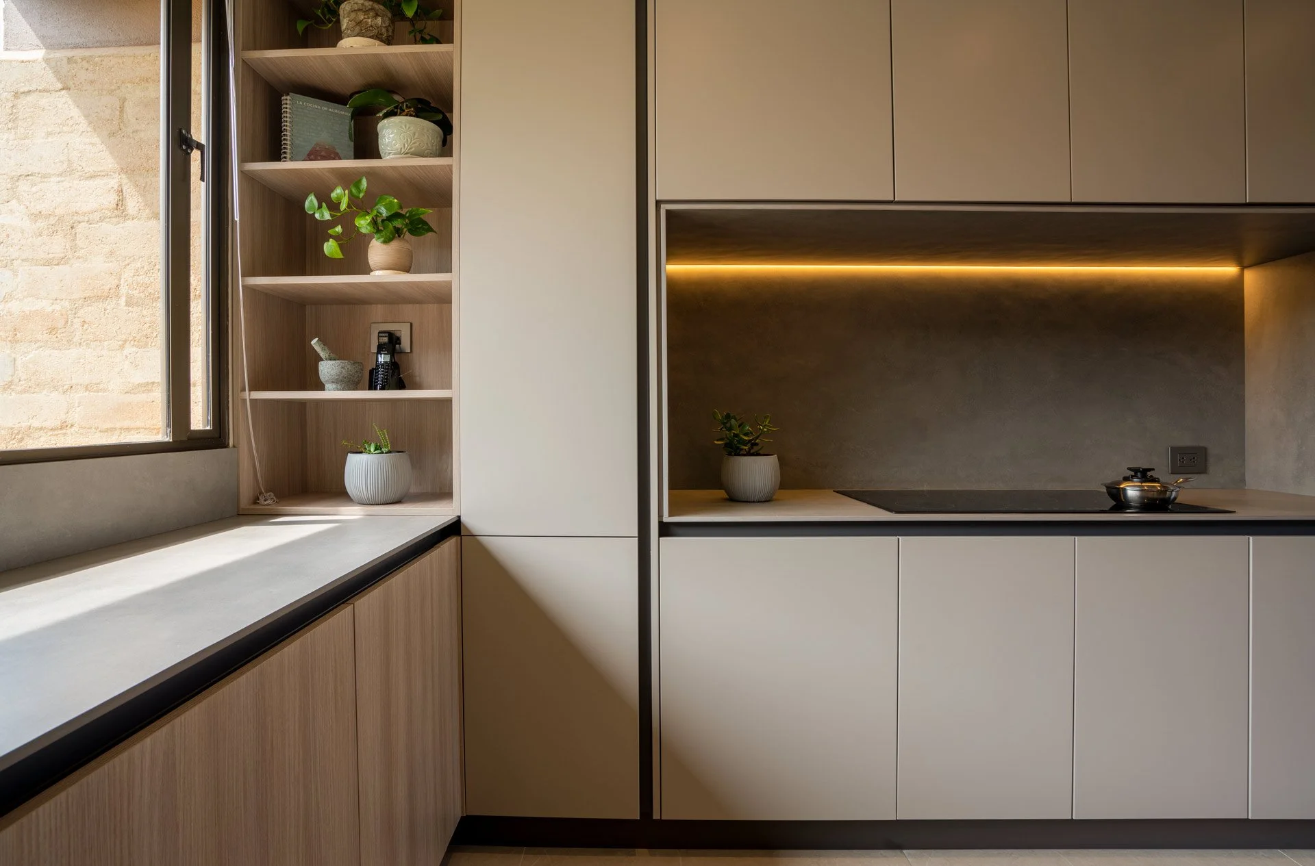 Cocina-Quadra_Mesón y Nicho Gramarston® Cosmopolita Grey-9.jpg