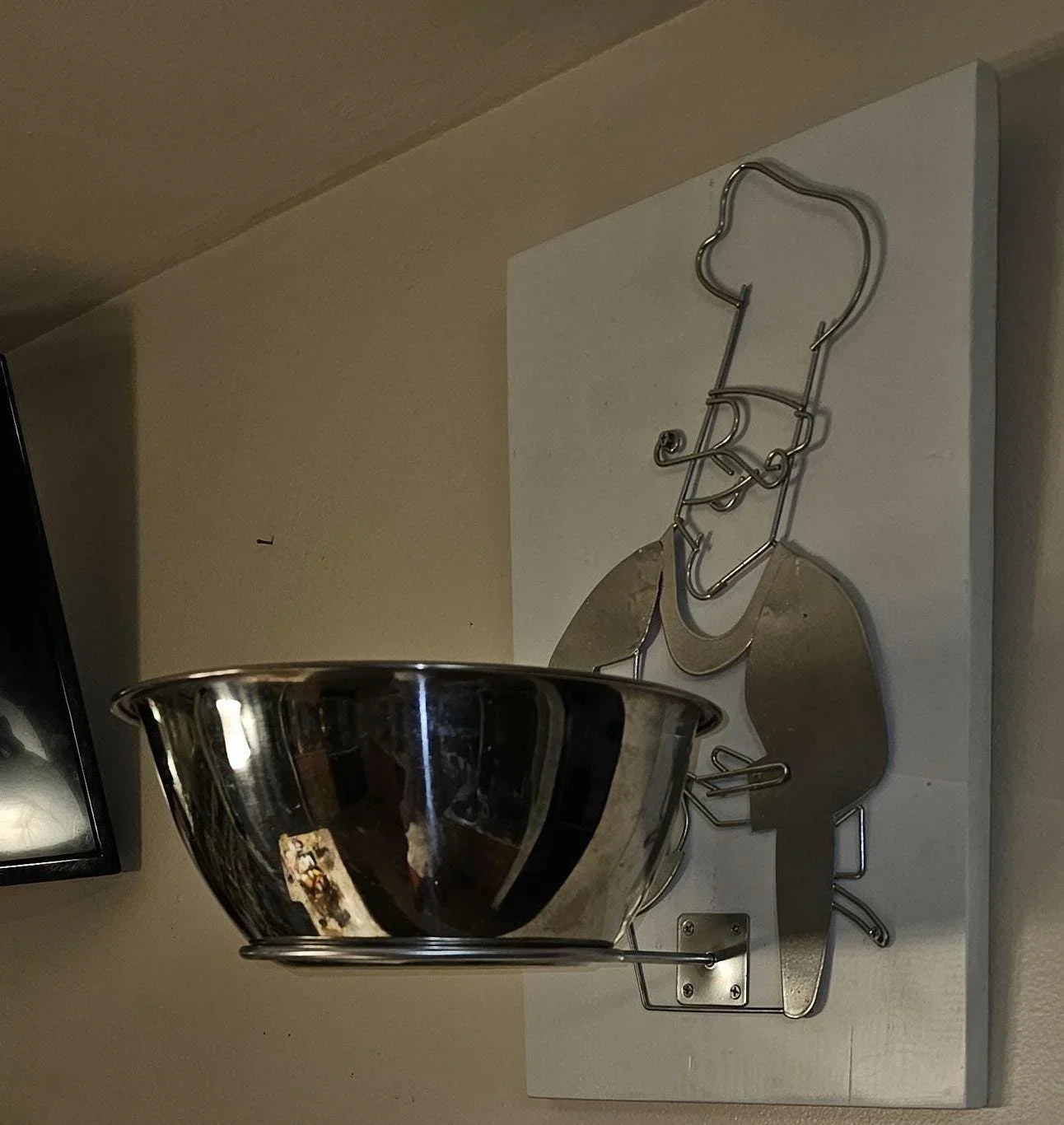 silver chef bowl holder.webp