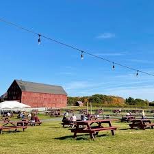 Lookout Farm Taproom and Outdoor Dining