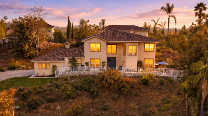 Hero Shot final (1).png