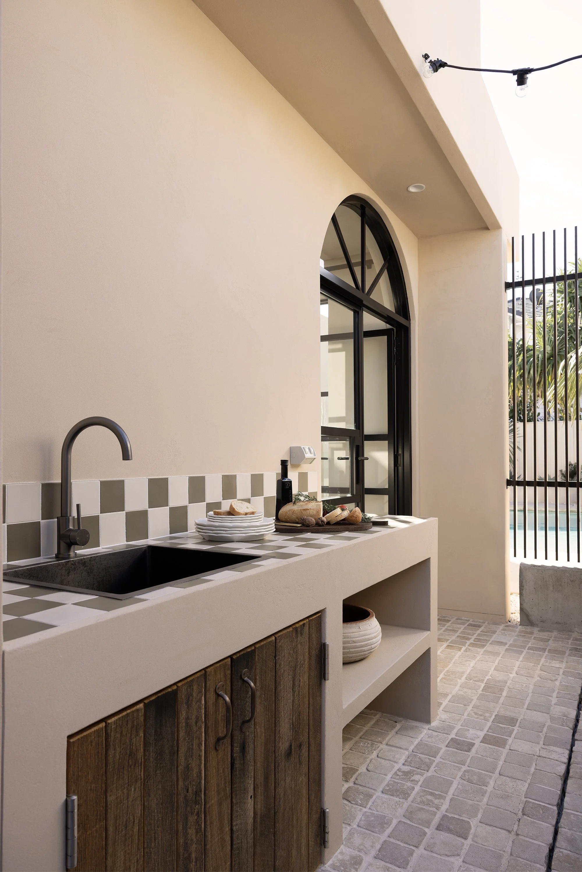 Casa Franc 63 LR.jpg