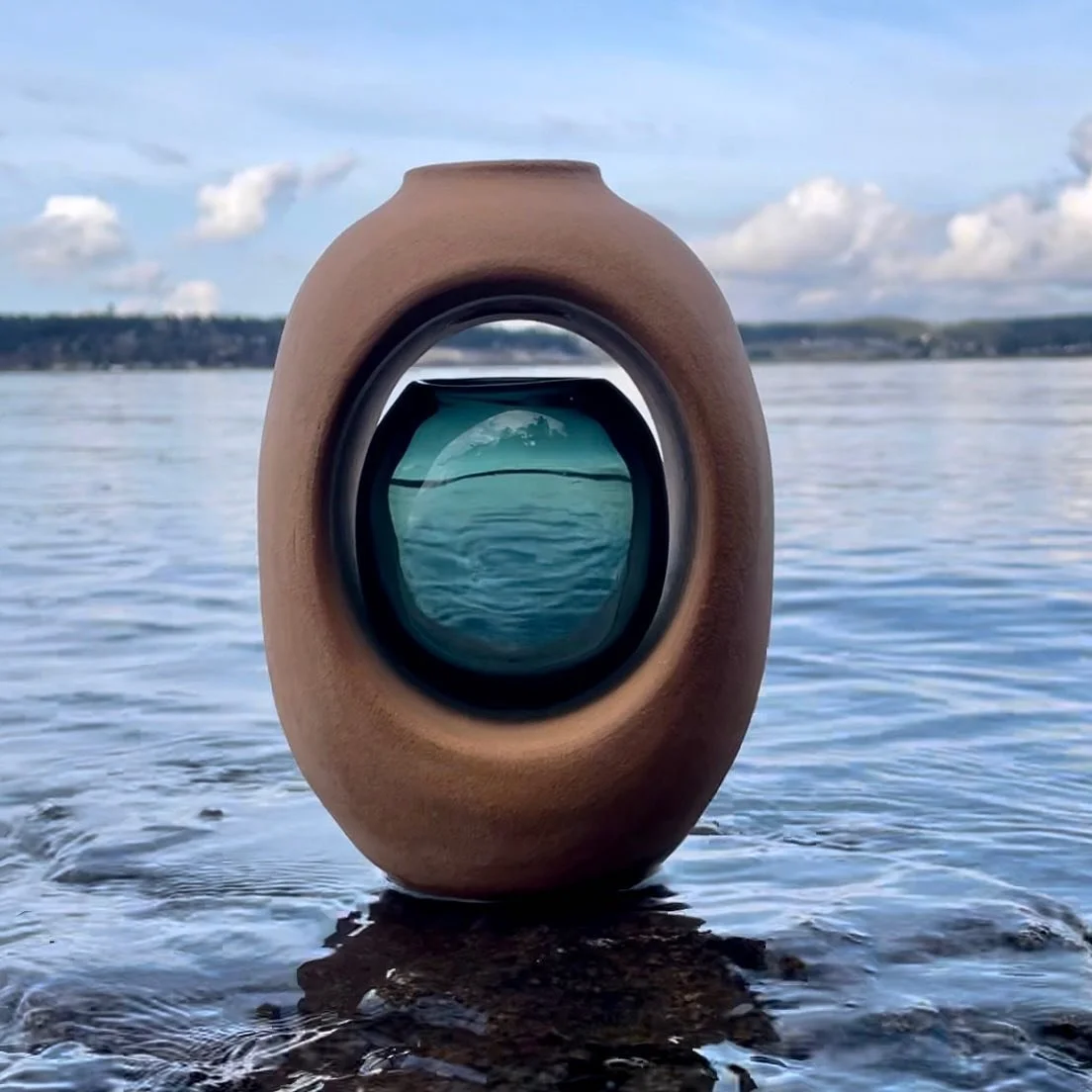 It&rsquo;s been a busy year! Come see what I&rsquo;ve been up to at the studio&rsquo;s holiday party + sale! 

This Saturday, December 14th 6-9pm 
218 Florentia St. 98109
.
.
.
#pottery #ceramics #clay #wheelthrown #modernceramics #stoneware #wheelth