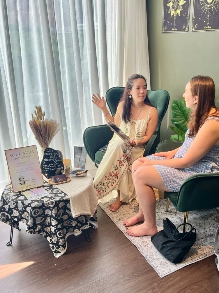 Aura Reading Experience