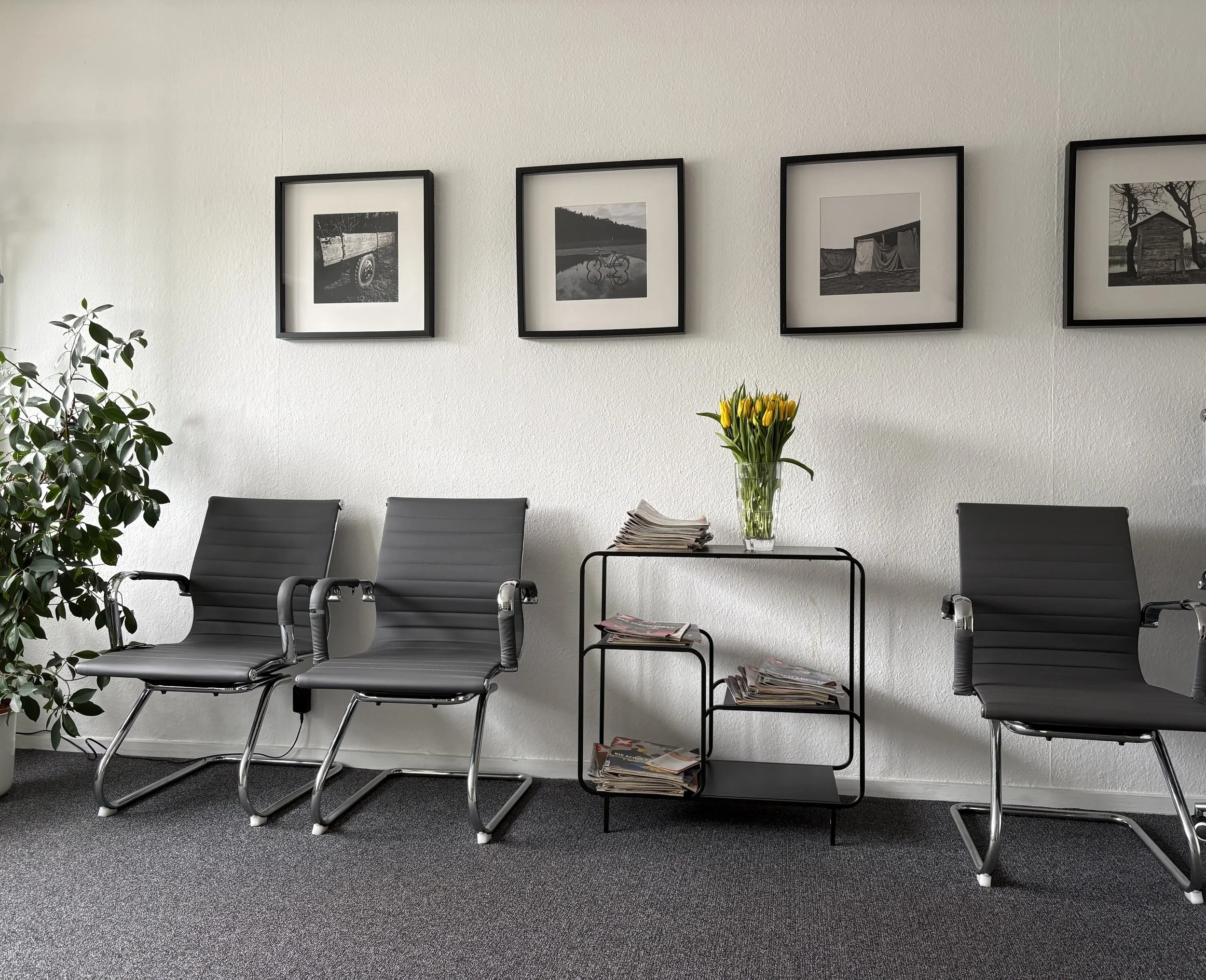 Wartezimmer Medizinische Hypnose Arzt Praxis Köln