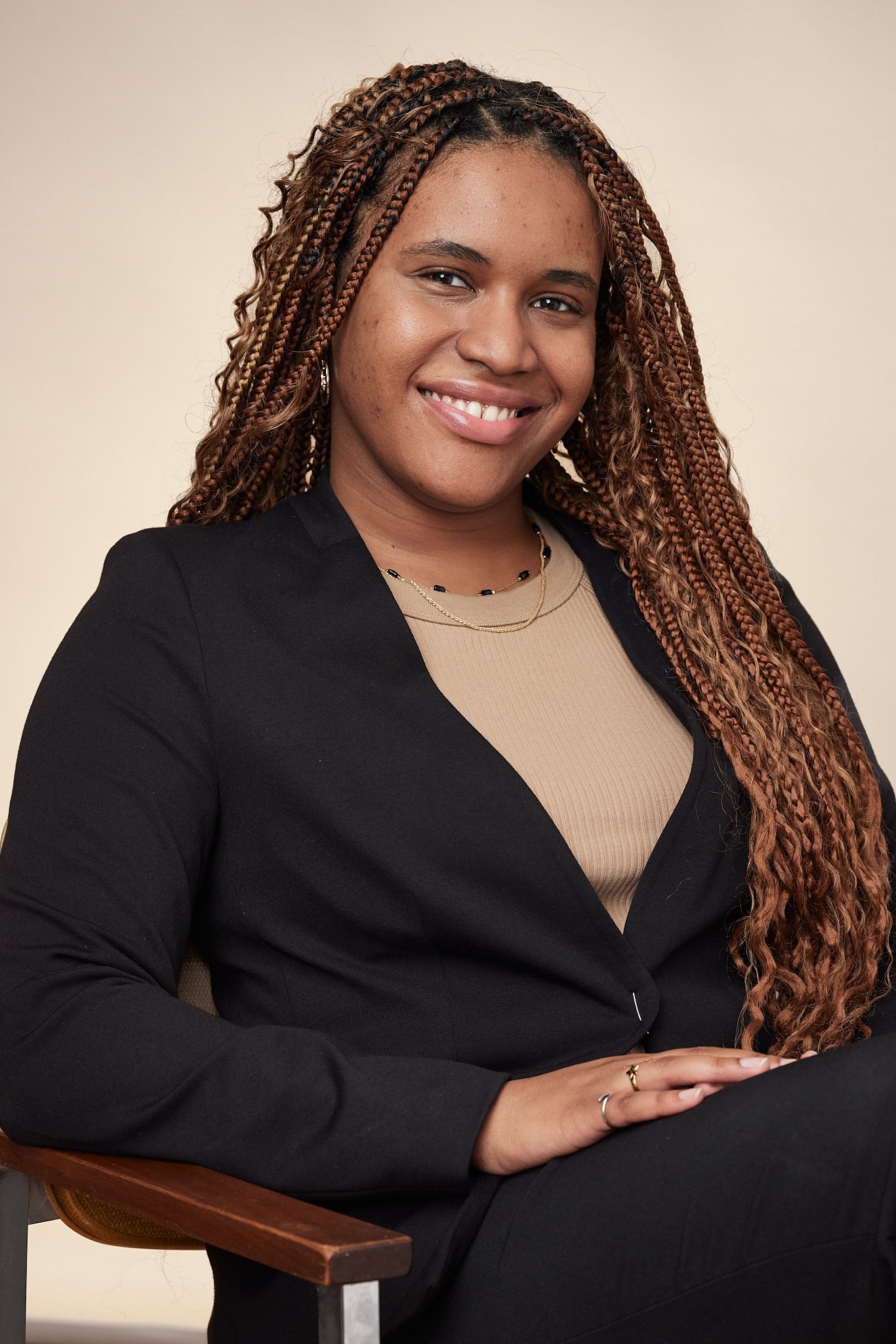 NYC Black queer female therapist, Niesa White, LMHC-D