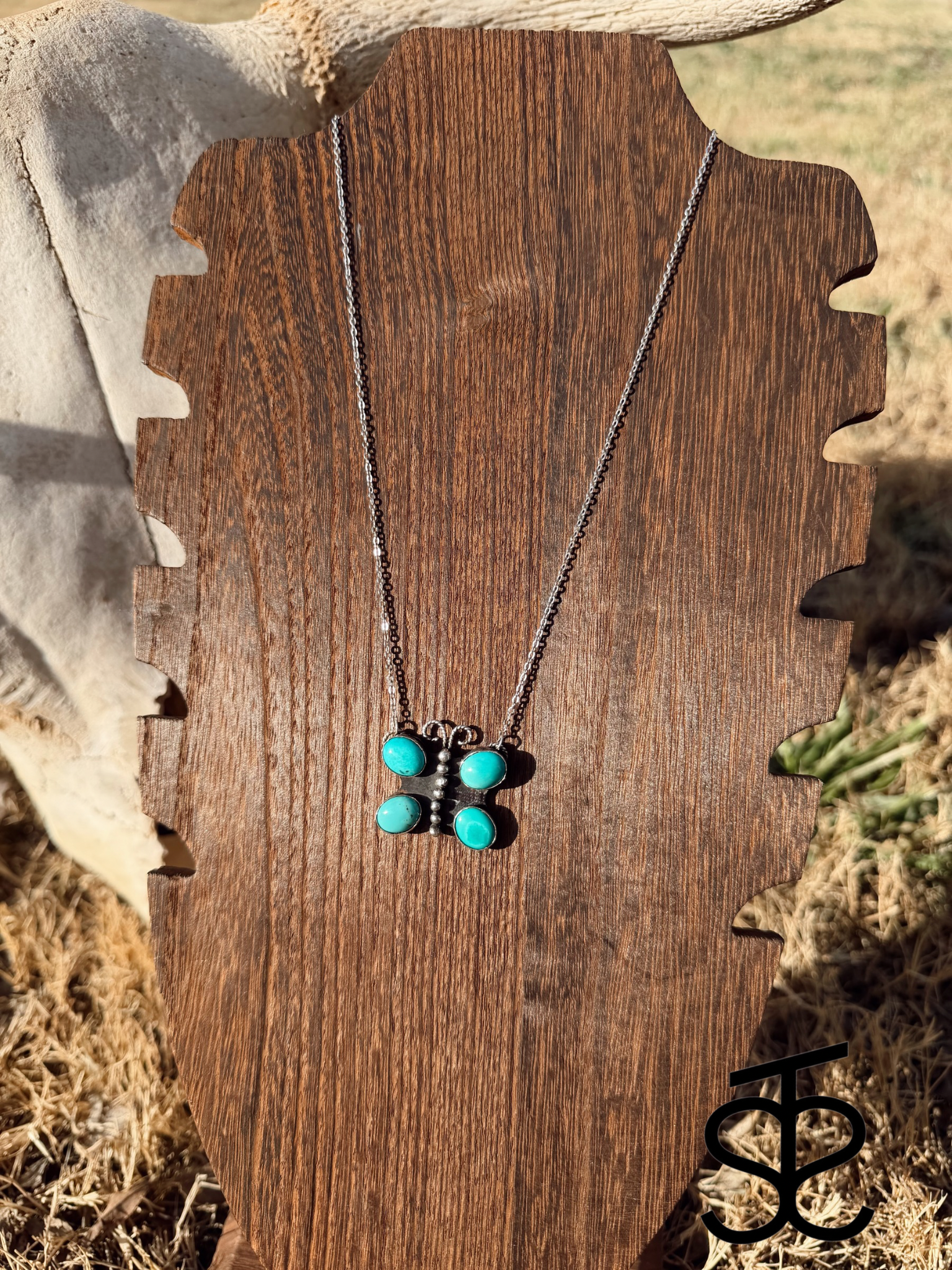 Untitled design (3).png