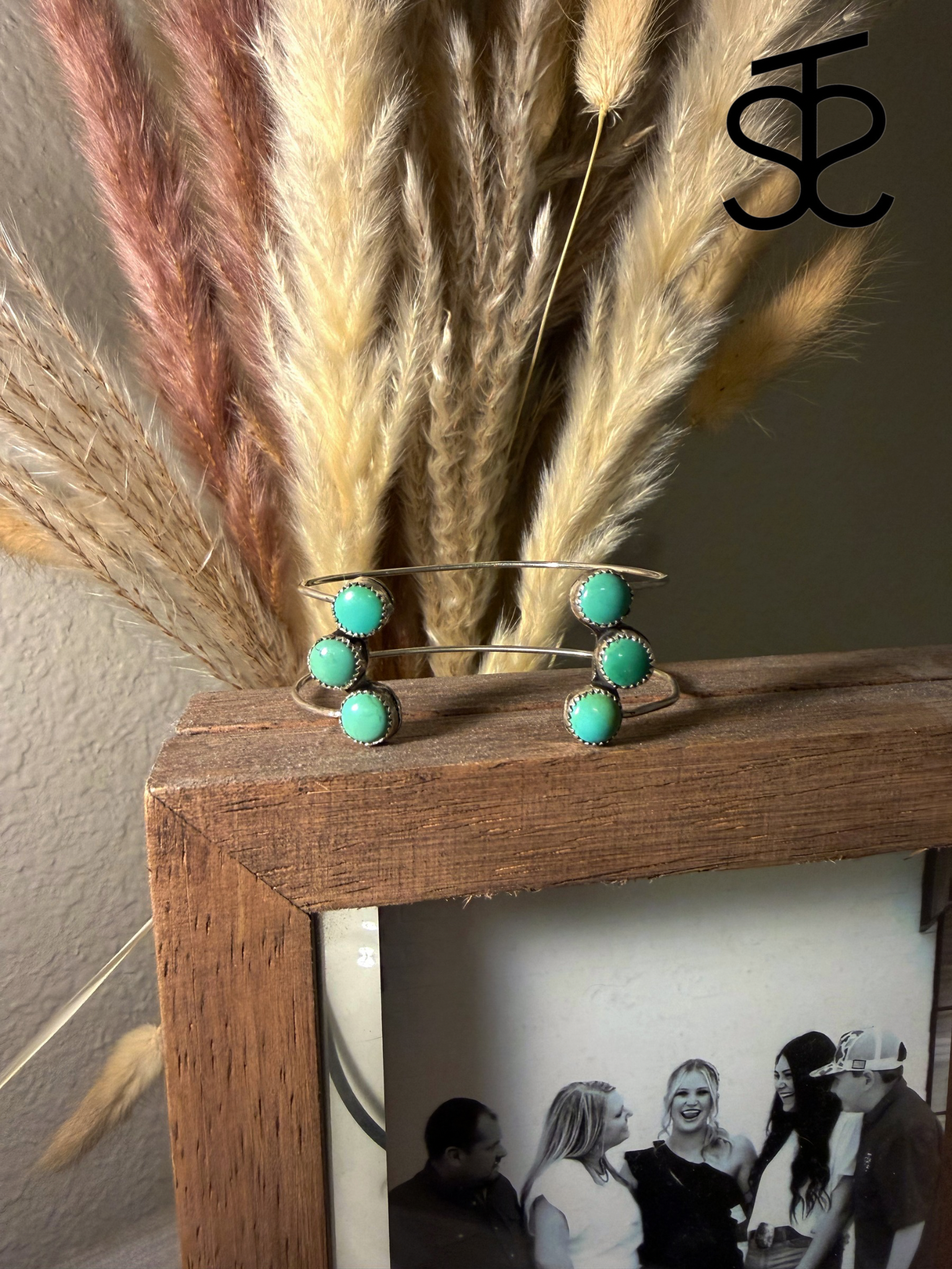 Untitled design (2).png