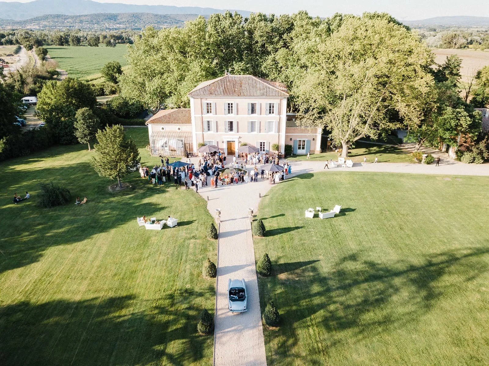 façade du Château de la Garde lieu de réception près d'Aix-en-Provence