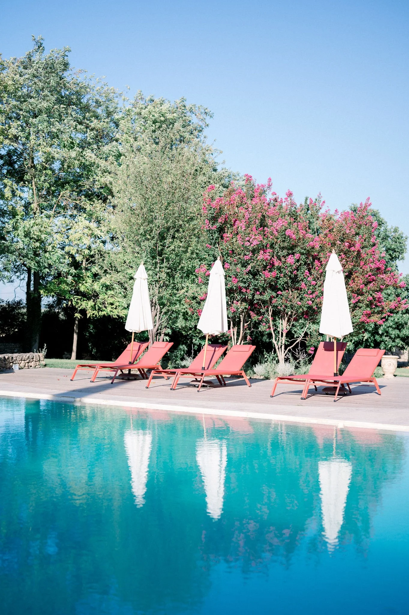 piscine du Château de la Garde lieu de réception en provence 