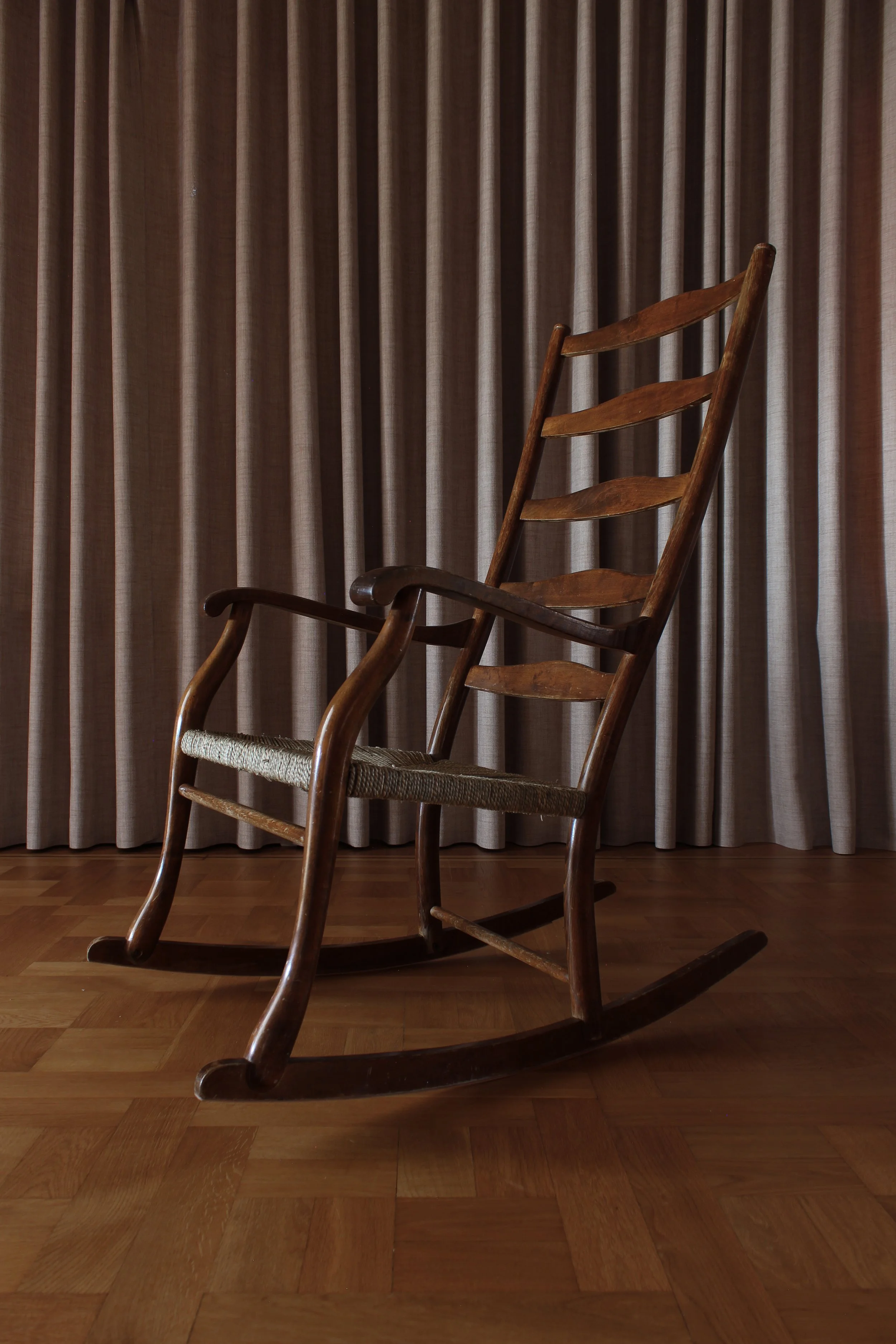 Rocking chair, first half of the 20th century.
Designed by Uno Åhren a swedish architect.