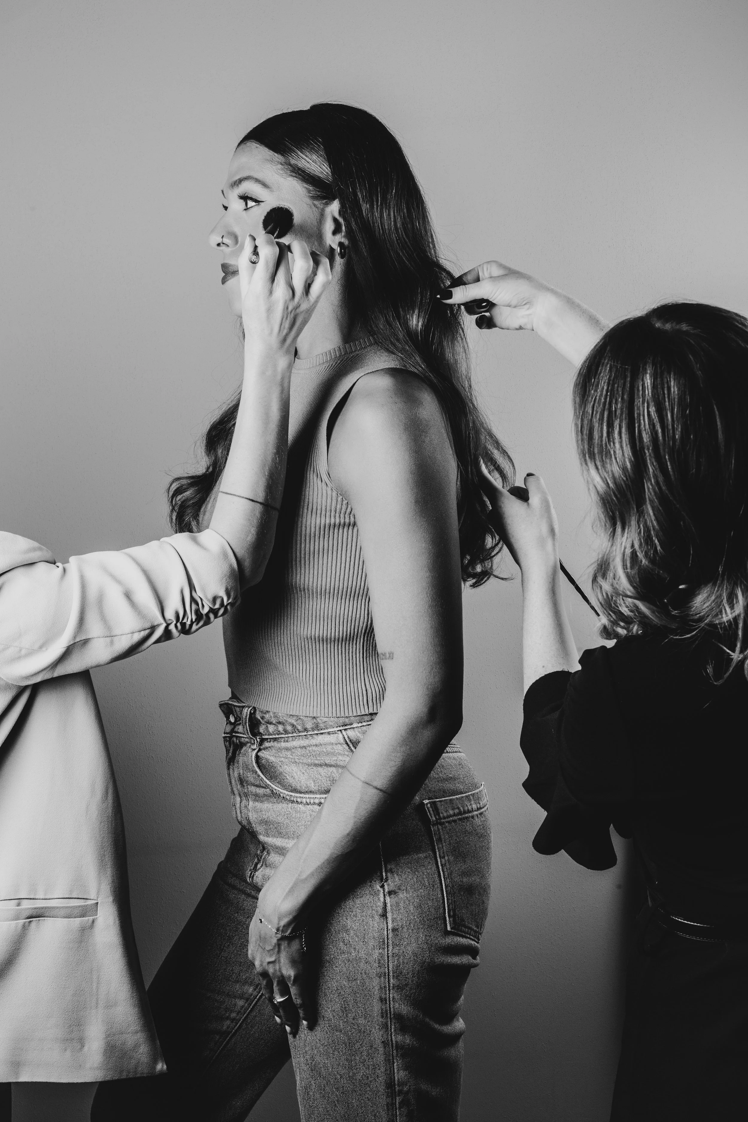 model wiens haar wordt bijgewerkt door sarah leona content gemaakt door atelier soufflé voor social media