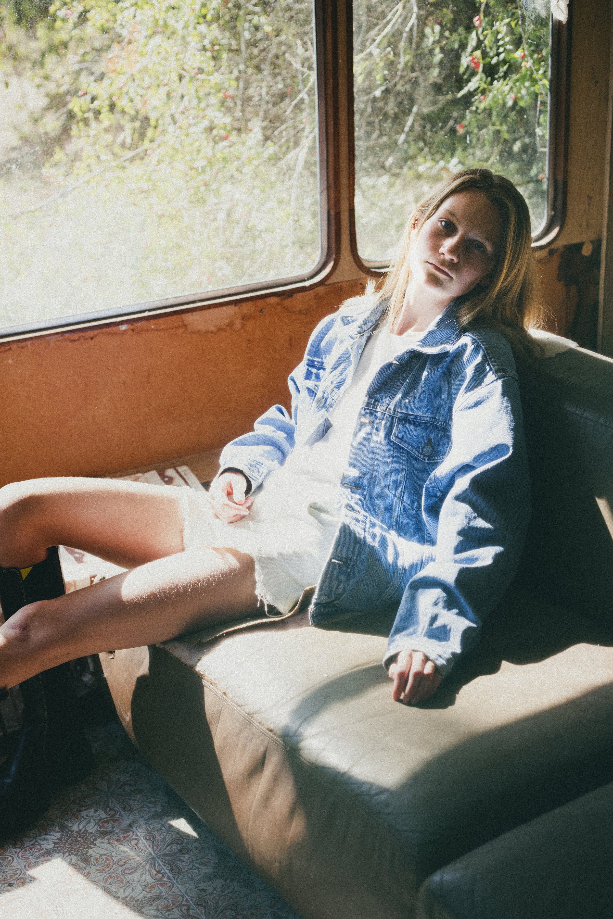 editorial gemaakt door atelier soufflé van beginnend model Marilou Jespers