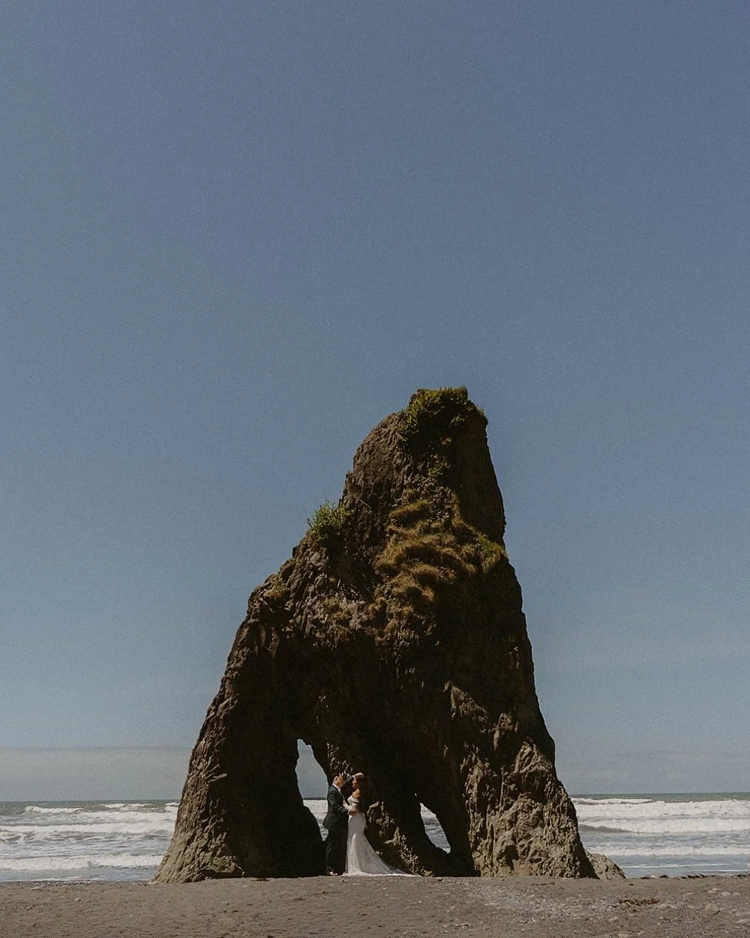 Embracing the beauty of the Olympic Peninsula, Johnny and Karen bared their heart and souls to one another. They committed to life together in front of their closest family and friends, surrounded by lush forest, smack dab in Forks, WA, at Evermore H