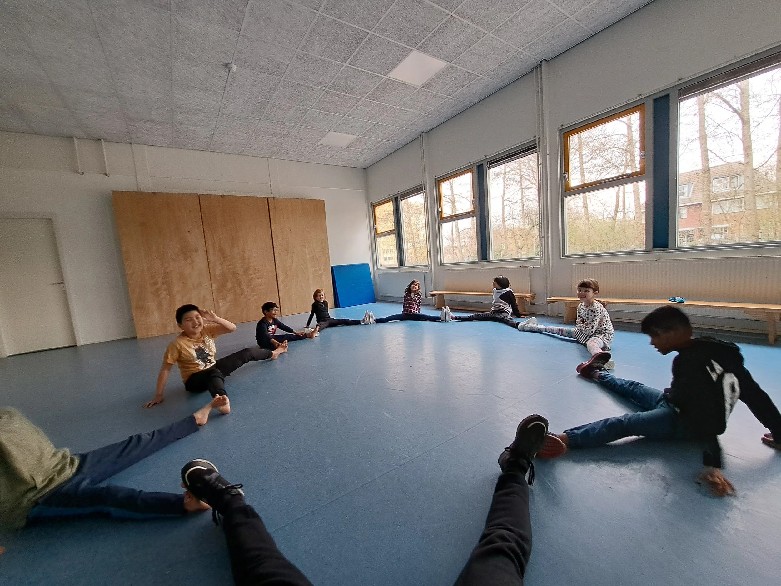 EarlyBird1 Rots en Water Training op woensdag om 15.00-16.00, incl. 20% EarlyBird korting, beperkt aantal tot 23 maart, €29,- per les in Santpoort-Zuid. Boek nu en pak je korting voor 23 maart! Op=Op!