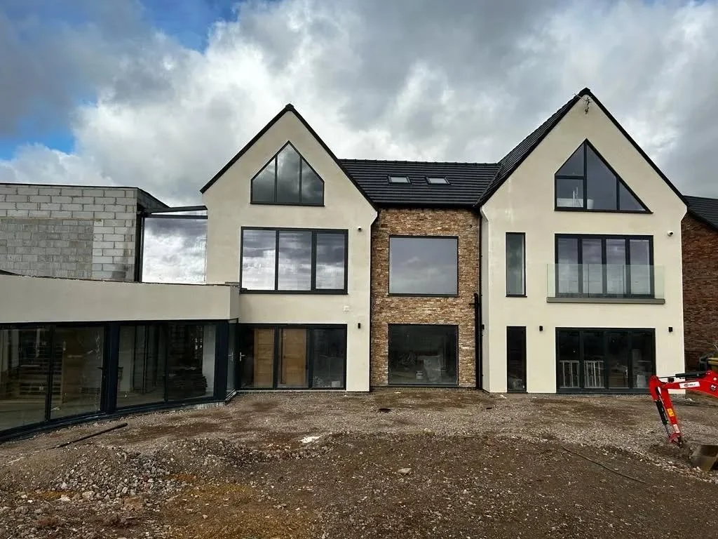 Just finishing touches to go now on this stunning contemporary new build at Wynyard. We're looking forward to sharing more shots of the incredible internal features of this property soon. 
.
.
.
.
.
.
.
.
.
#newhome #newbuild #propertydevelopment #co