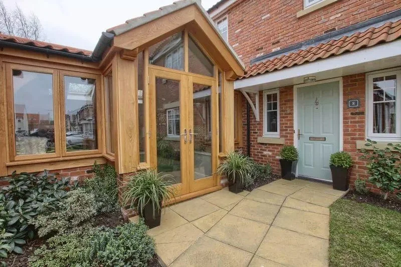 A look back at this beautiful single-storey extension we completed in Ingleby Barwick 🤎

Designed to create a warm, inviting space, this project features a stunning vaulted ceiling with handcrafted oak posts and beams, flooding the room with natural