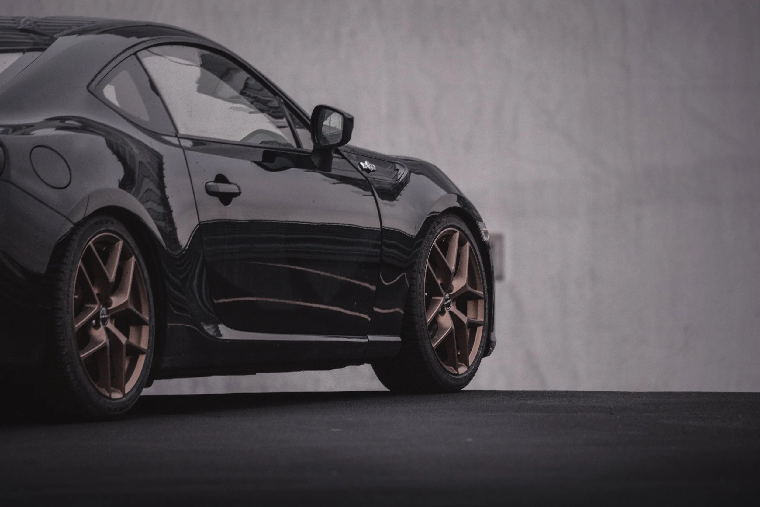 Toyota GT86 im Parkhaus Schweinfurt, Borbet Y-Felgen