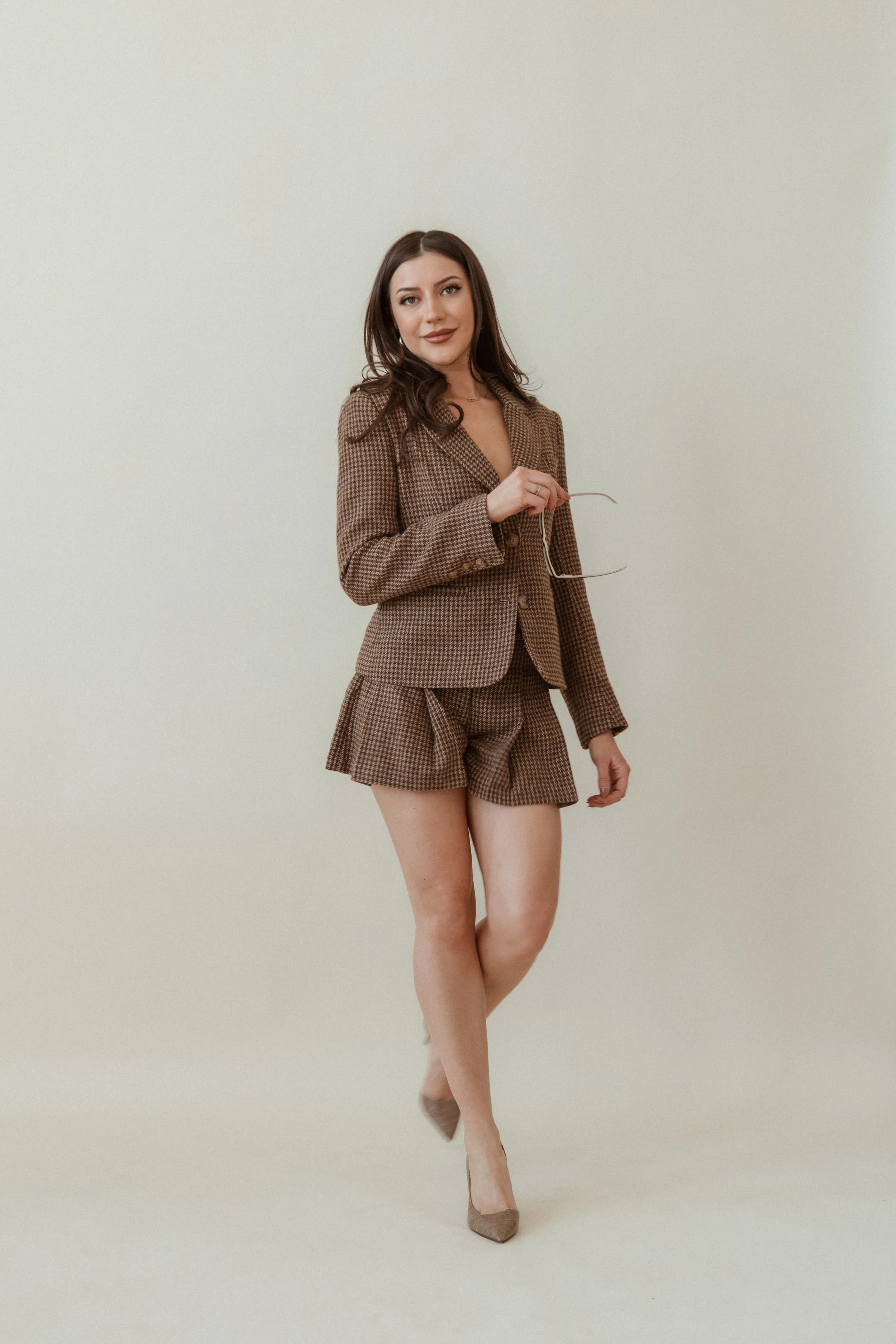 WHY YOUR BRAND PHOTOS AREN’T MATCHING THE LEVEL YOU’RE STEPPING INTO 