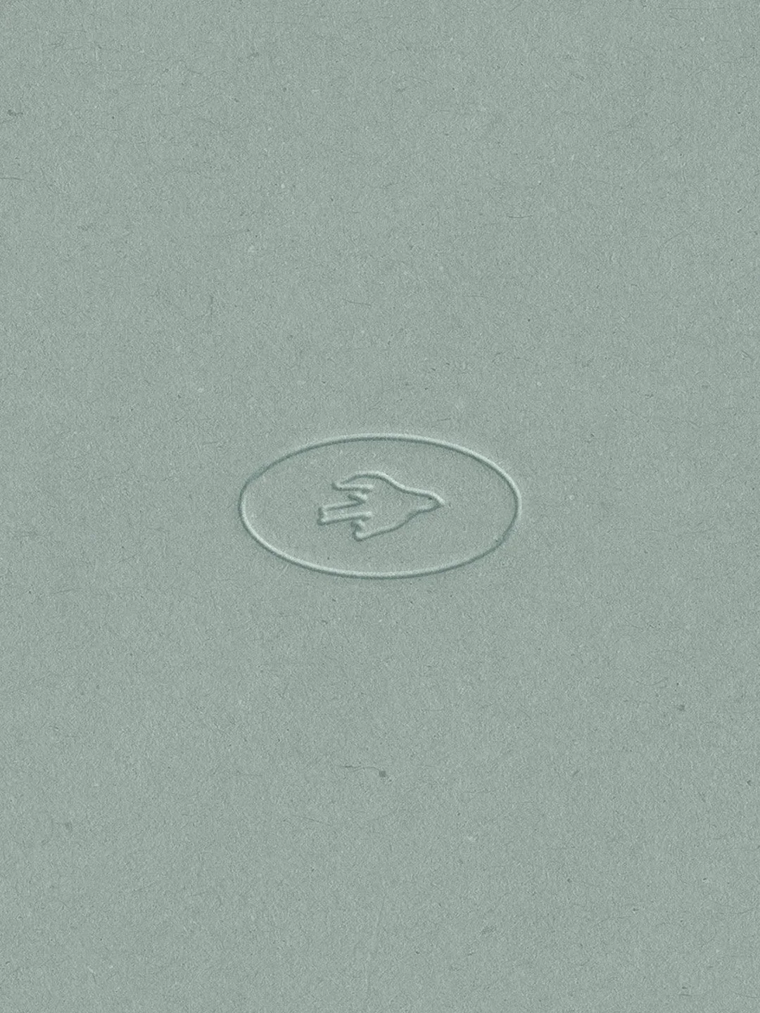 Déclinaisons du logo du restaurant Casa Paloma. Il s'agit d'une icône composée d'une colombe stylisée à la maison à l'intérieur d'un oval à l'horizontal. Le tout avec des contours irréguliers. Embossage sur papier.