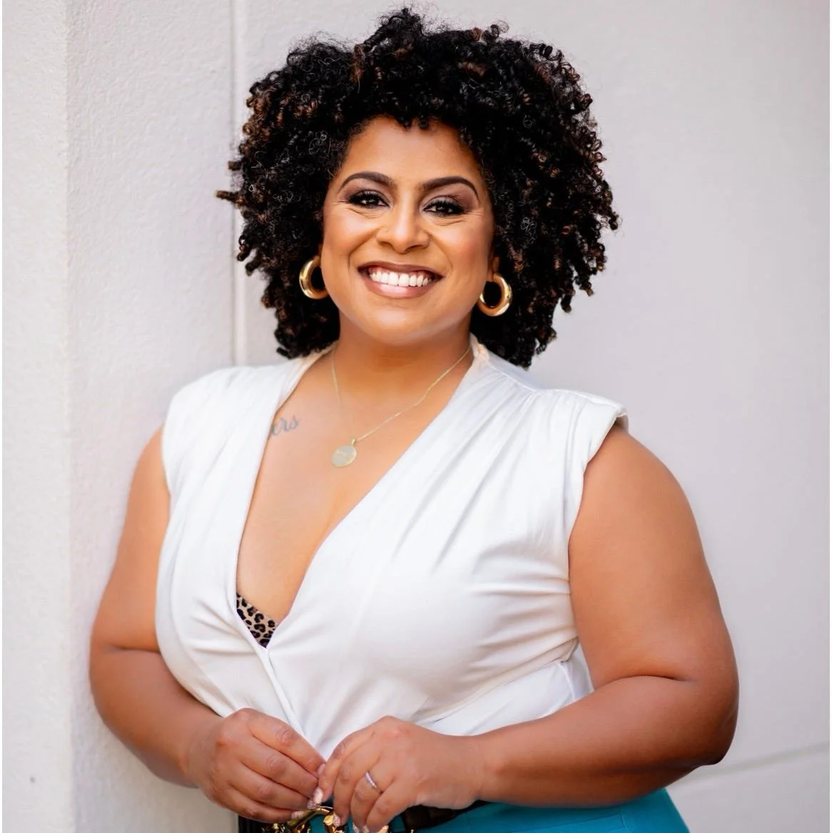 Dr. Lisa Folden
