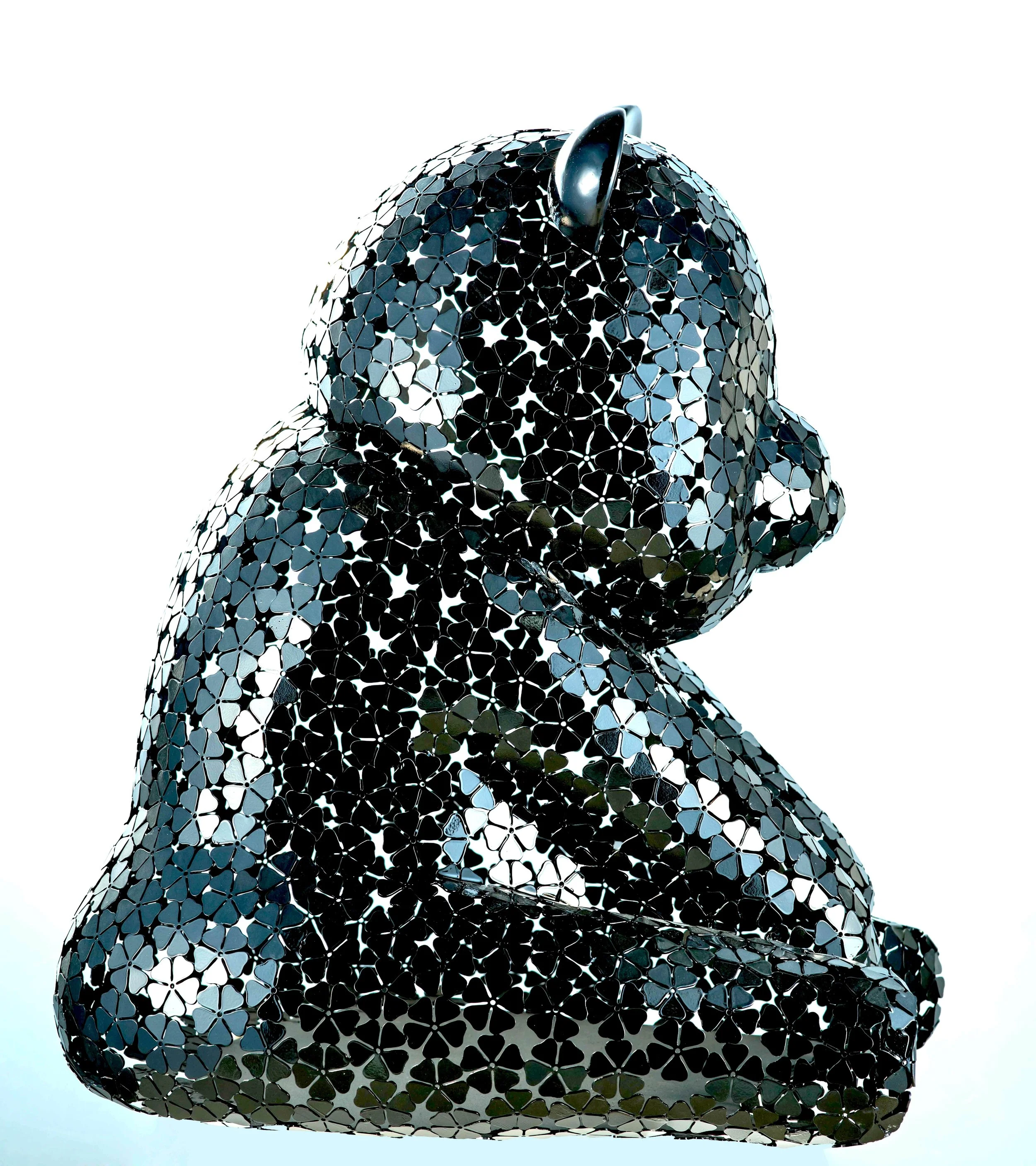 Pandasan’s Petite Blossom: Onyx Serenade 