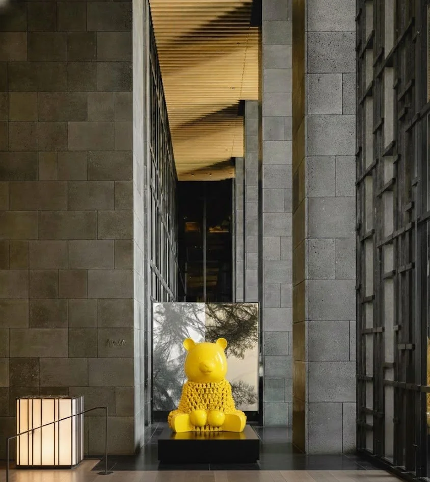 Pandason’s Yellow: A Lilliputian Ballet of Chromatic Marvels