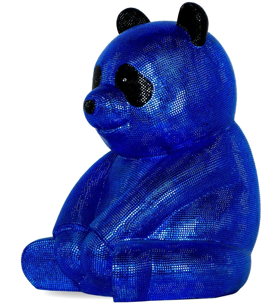 Petite Radiance: Azure Sparkle of Pandasan 