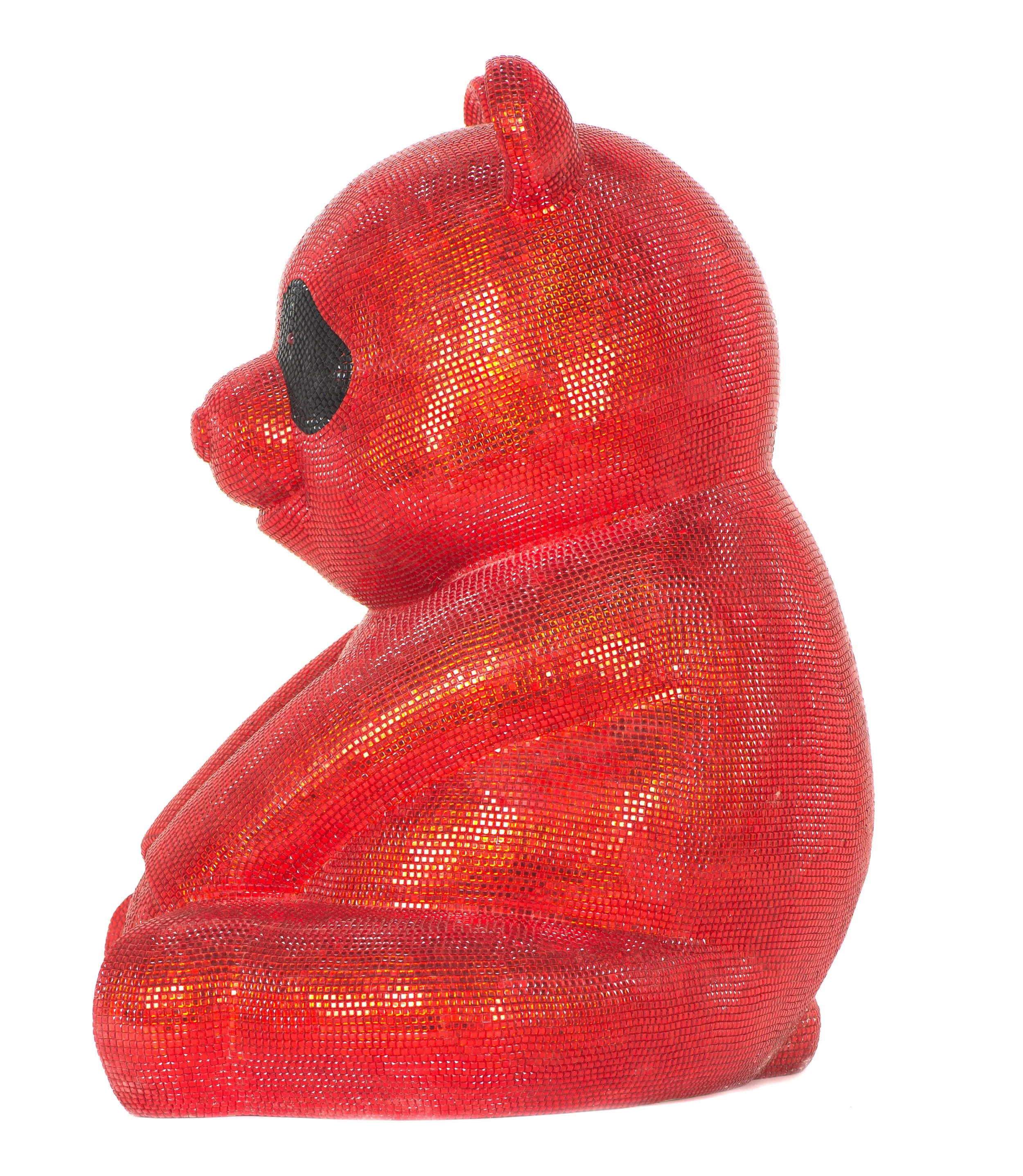 Petite Radiance: Scarlet Sparkle of Pandasan 