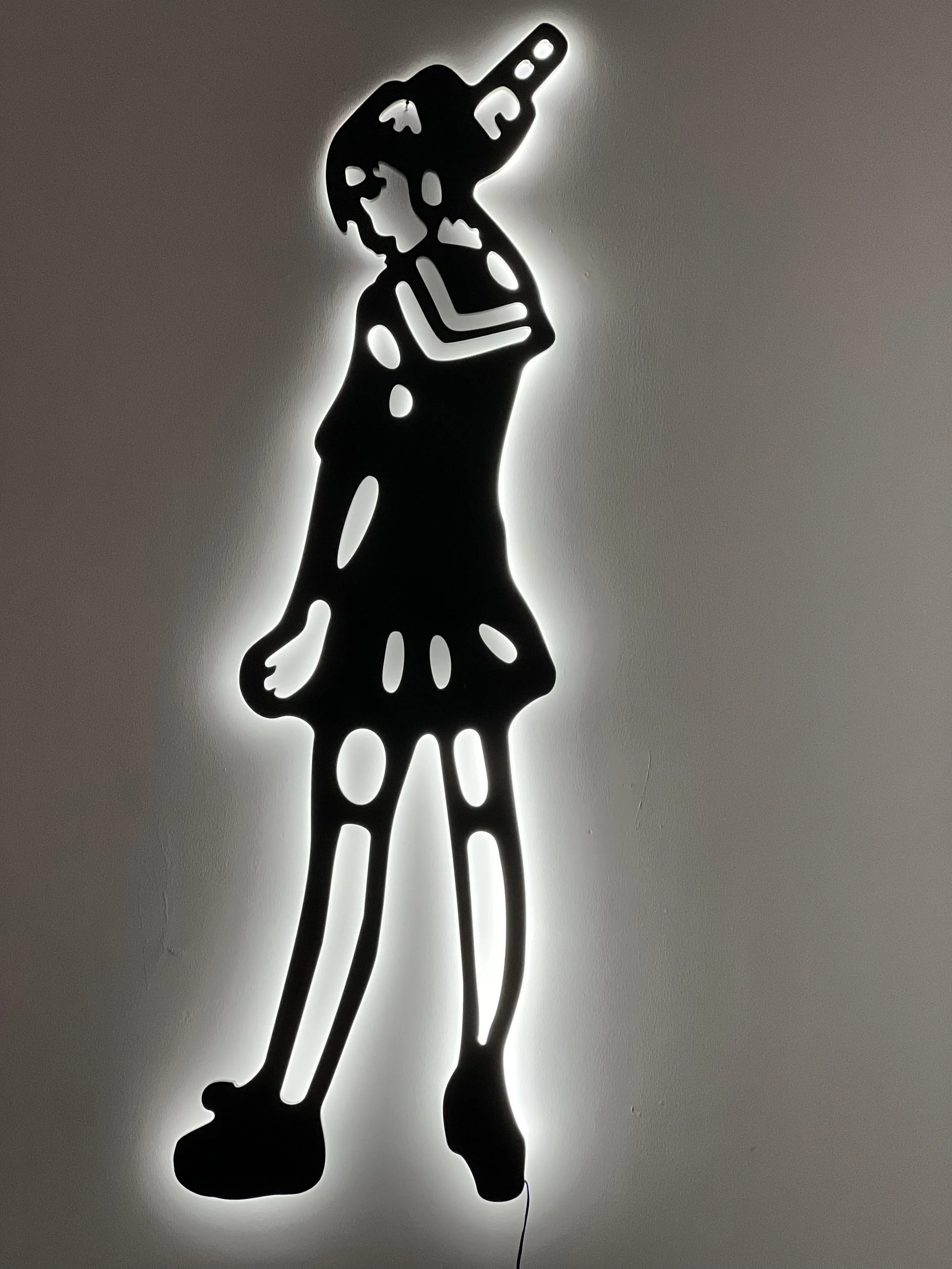 Shadows at Dawn : Four Schoolgirls, One Silent Fate